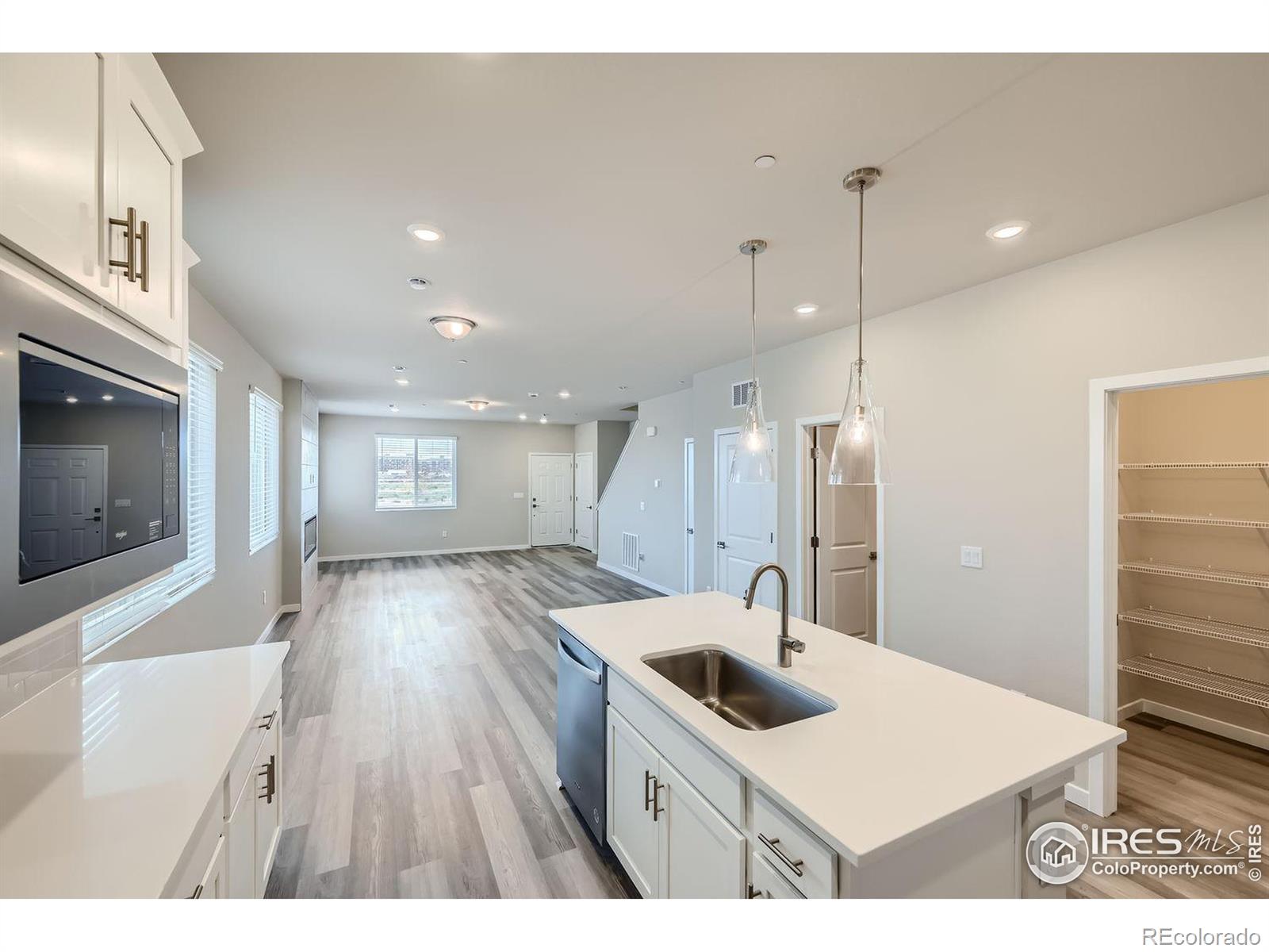 MLS Image #7 for 2734  bear springs circle,longmont, Colorado