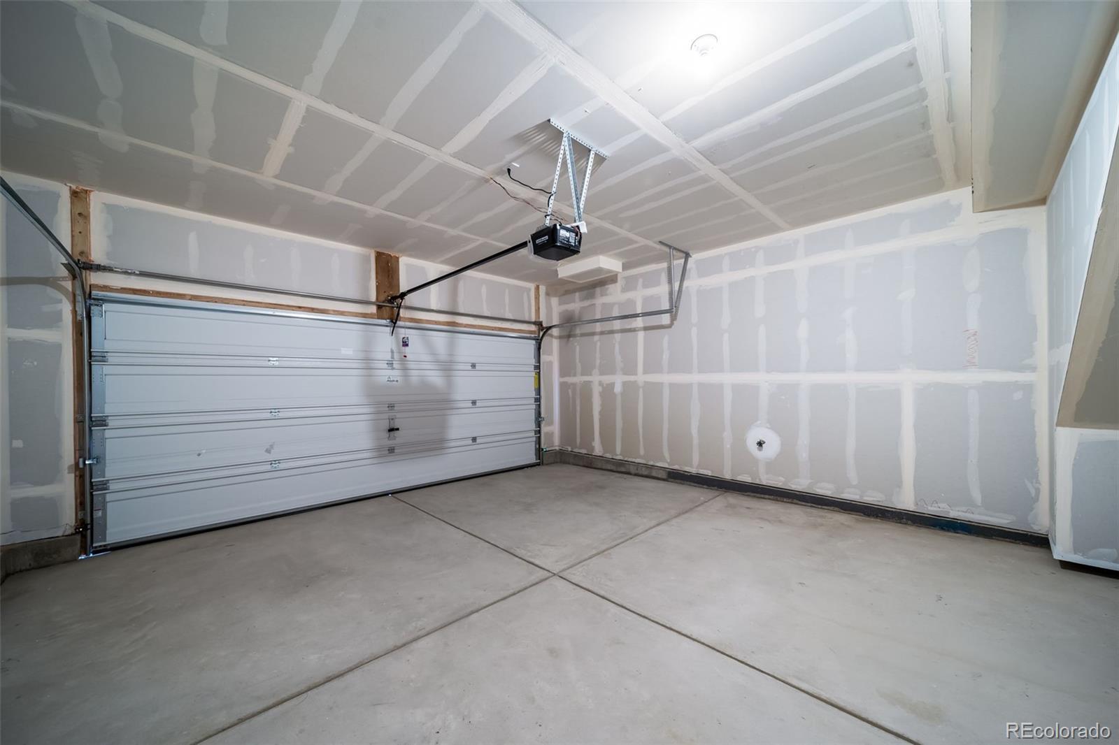 MLS Image #12 for 16121 e 111th drive,commerce city, Colorado