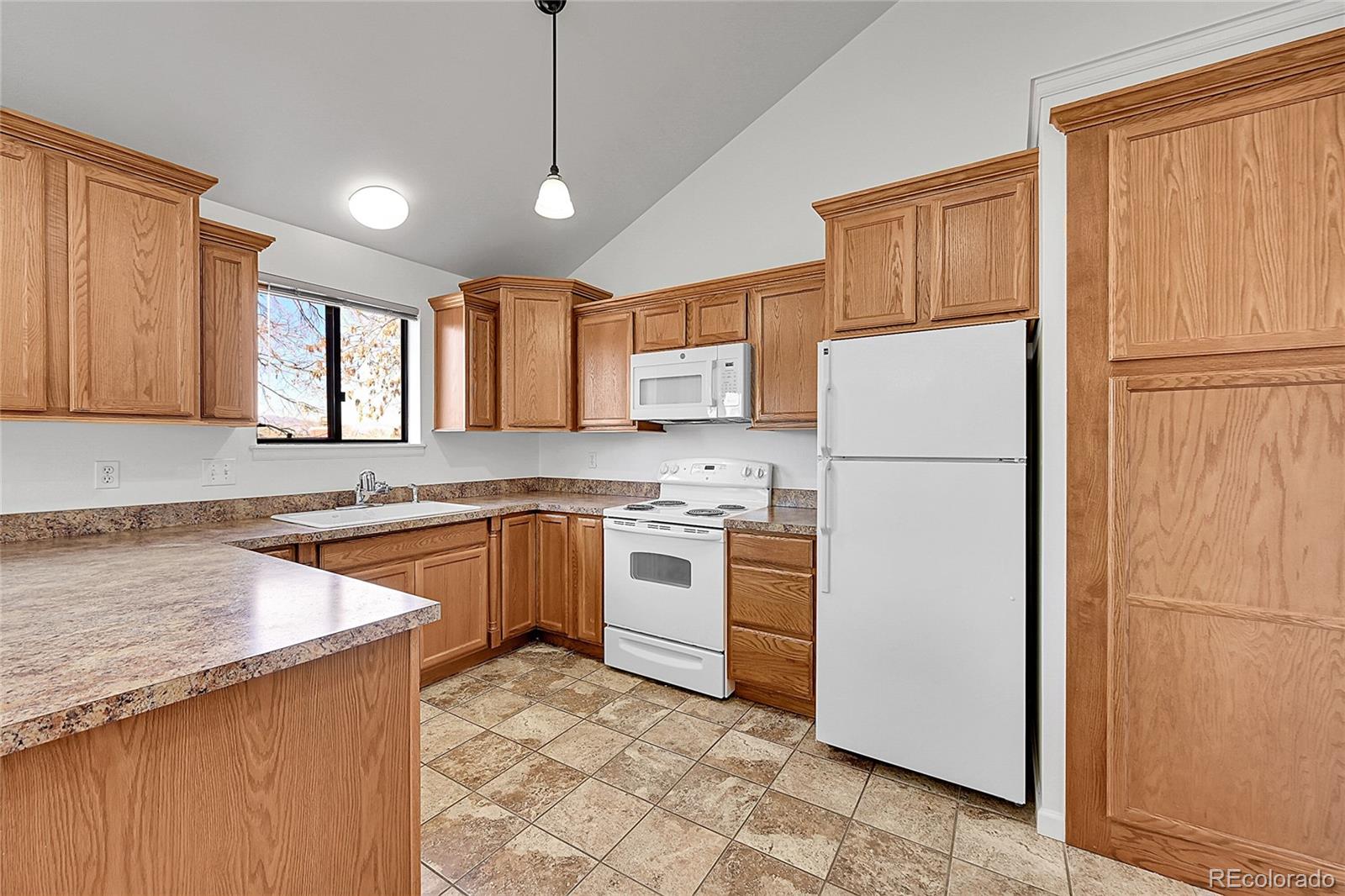 MLS Image #12 for 7077 s bryant street,littleton, Colorado