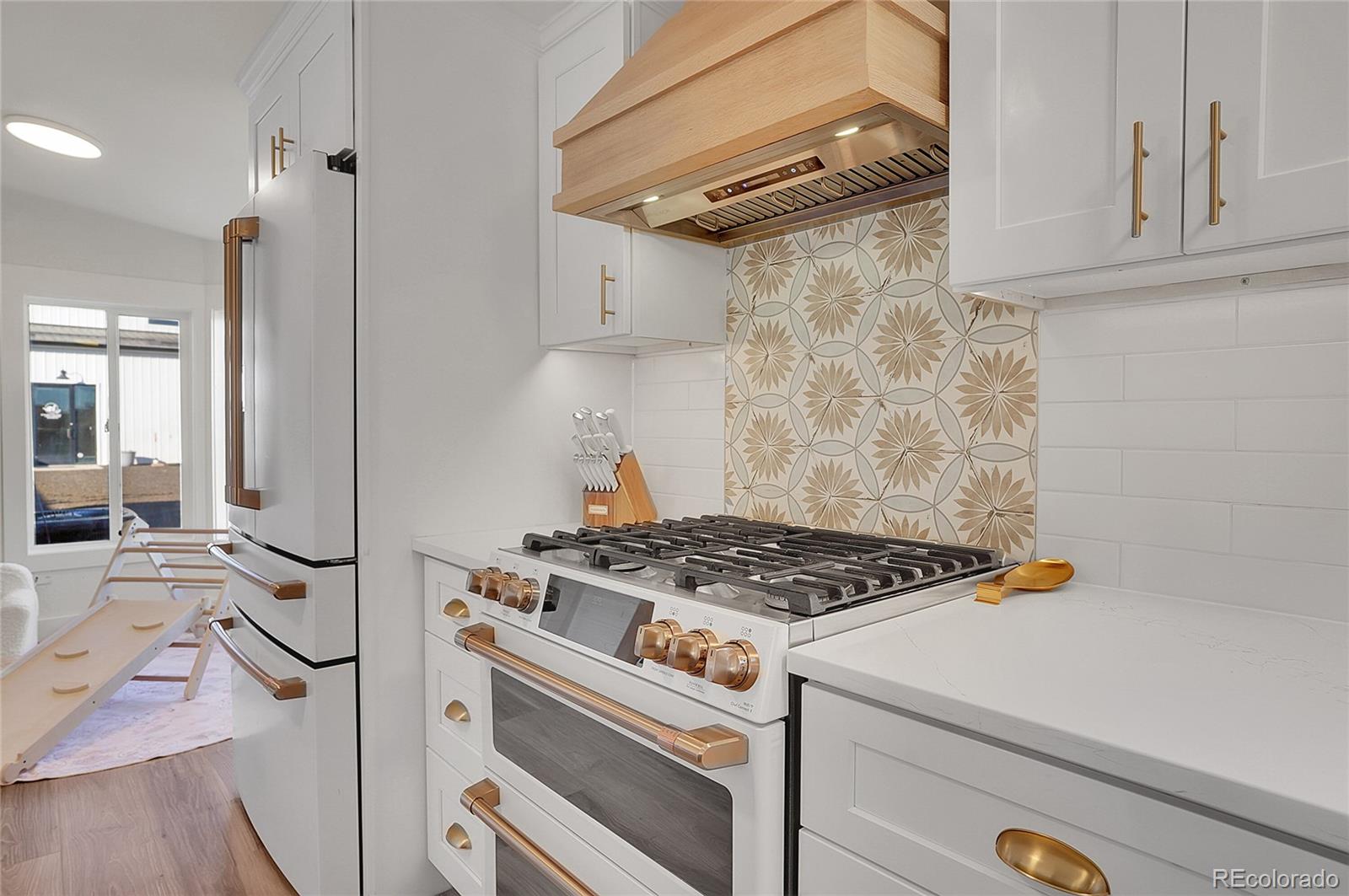 MLS Image #12 for 7686  county road 21 ,fort lupton, Colorado