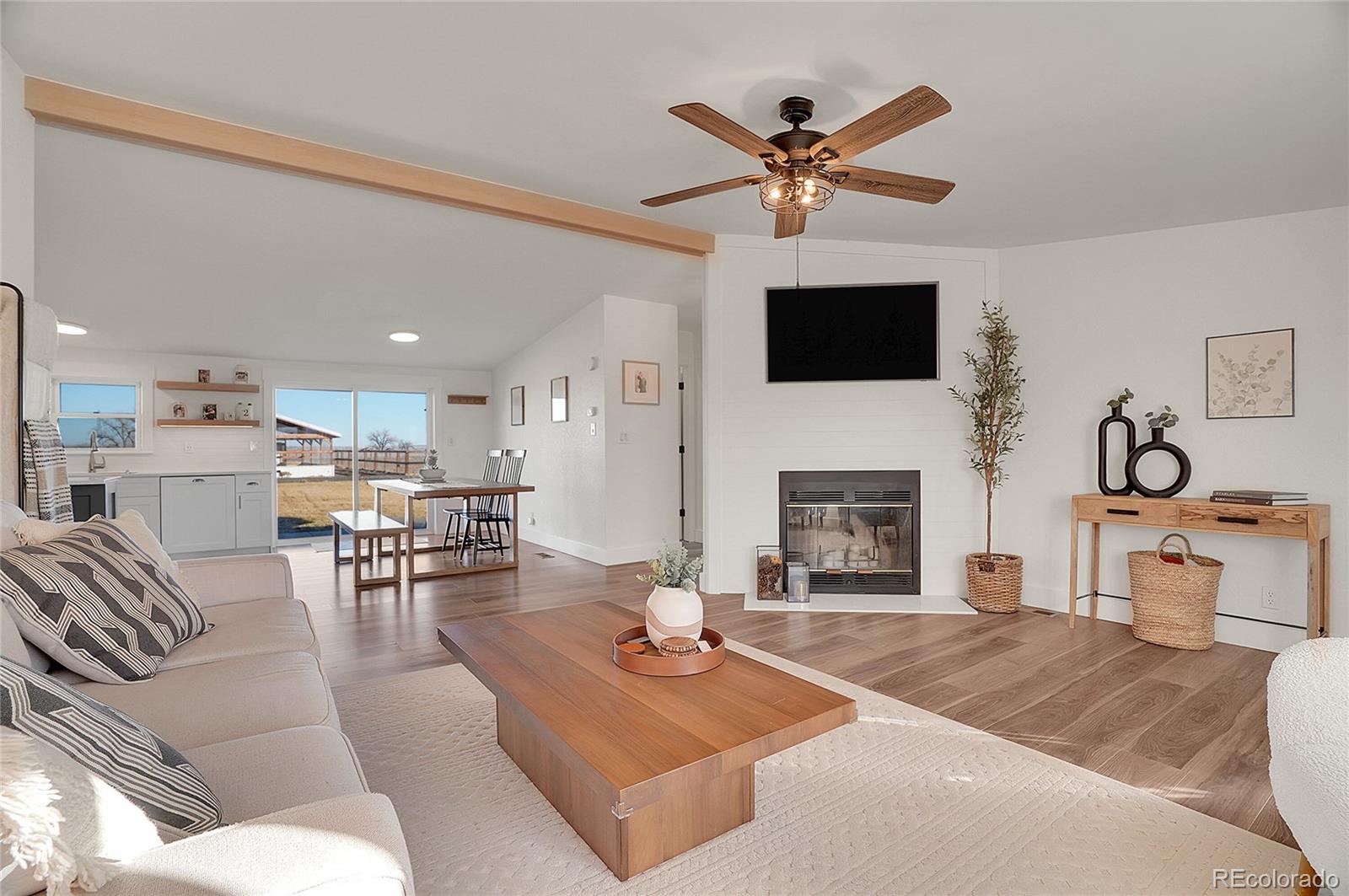 MLS Image #3 for 7686  county road 21 ,fort lupton, Colorado