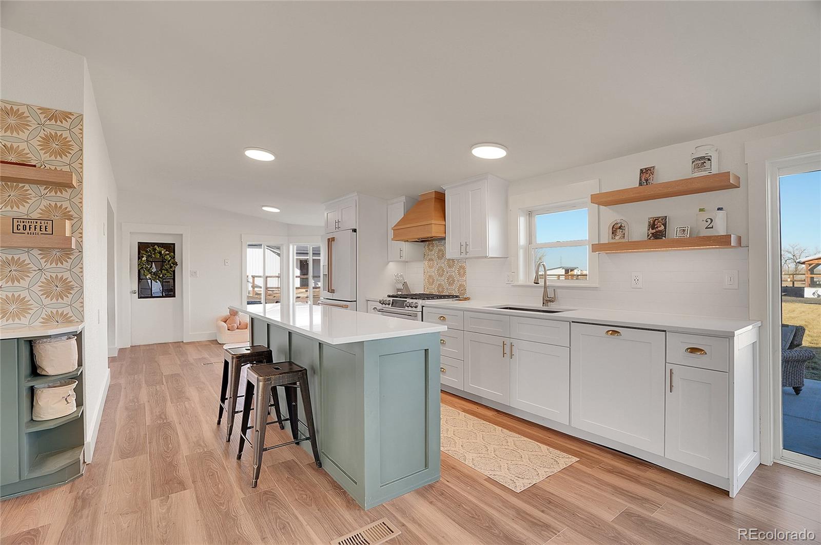 MLS Image #9 for 7686  county road 21 ,fort lupton, Colorado
