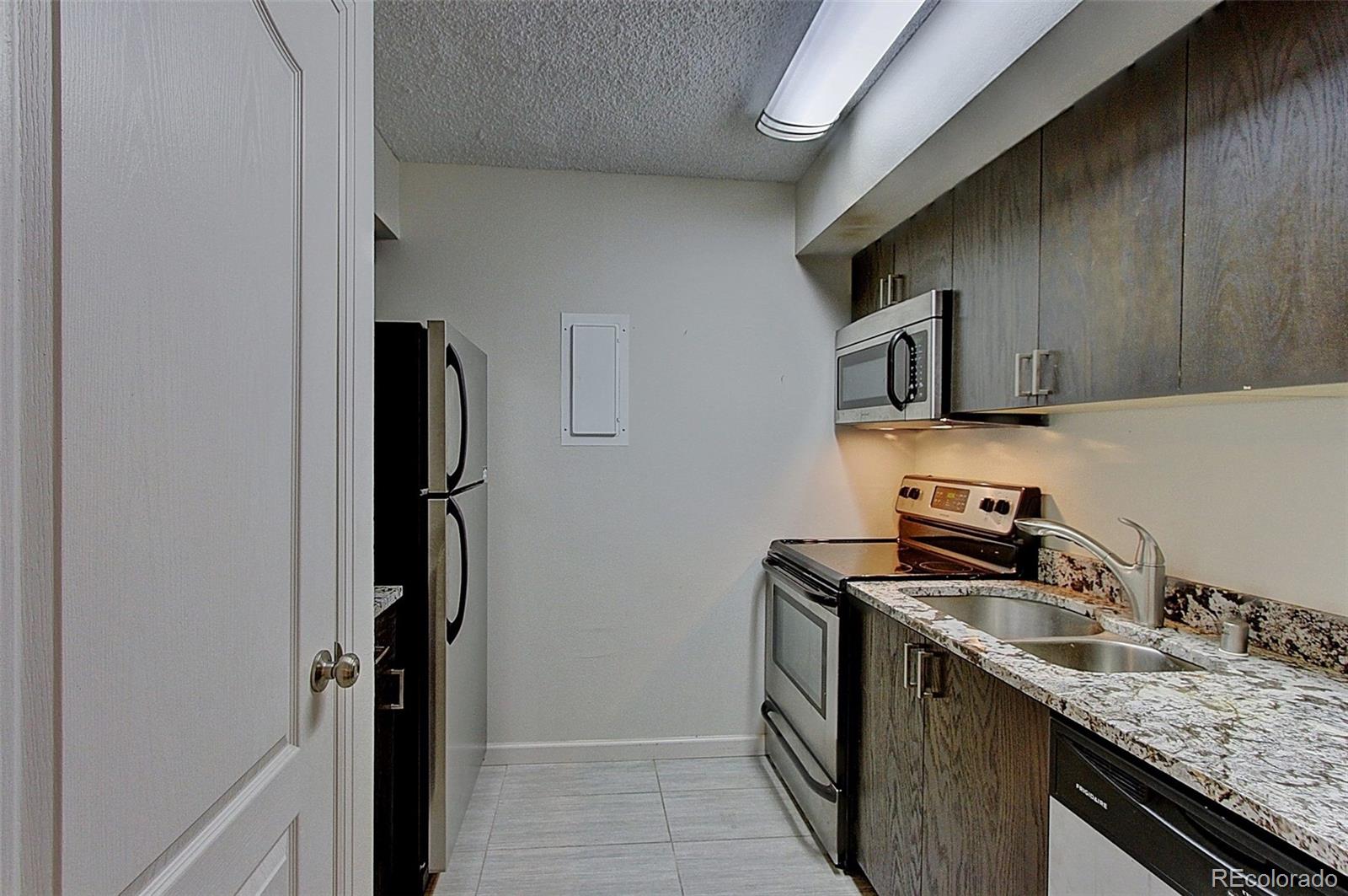 MLS Image #3 for 1020  15th street,denver, Colorado