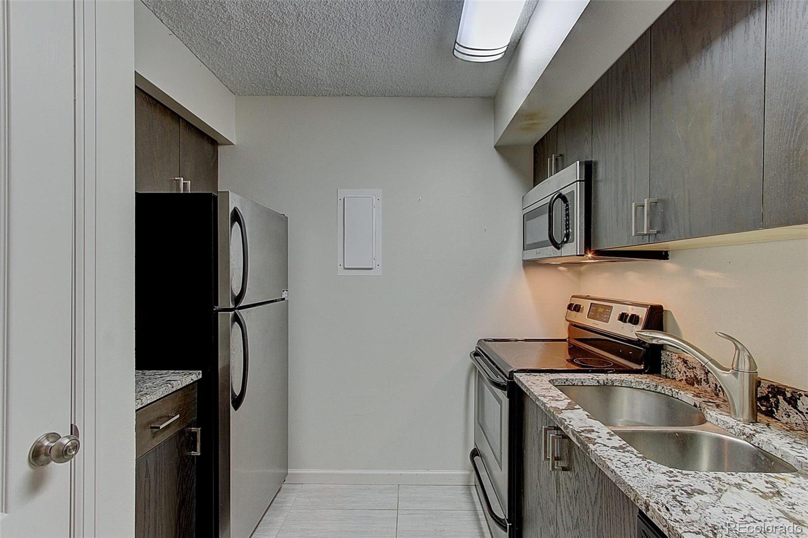 MLS Image #5 for 1020  15th street,denver, Colorado
