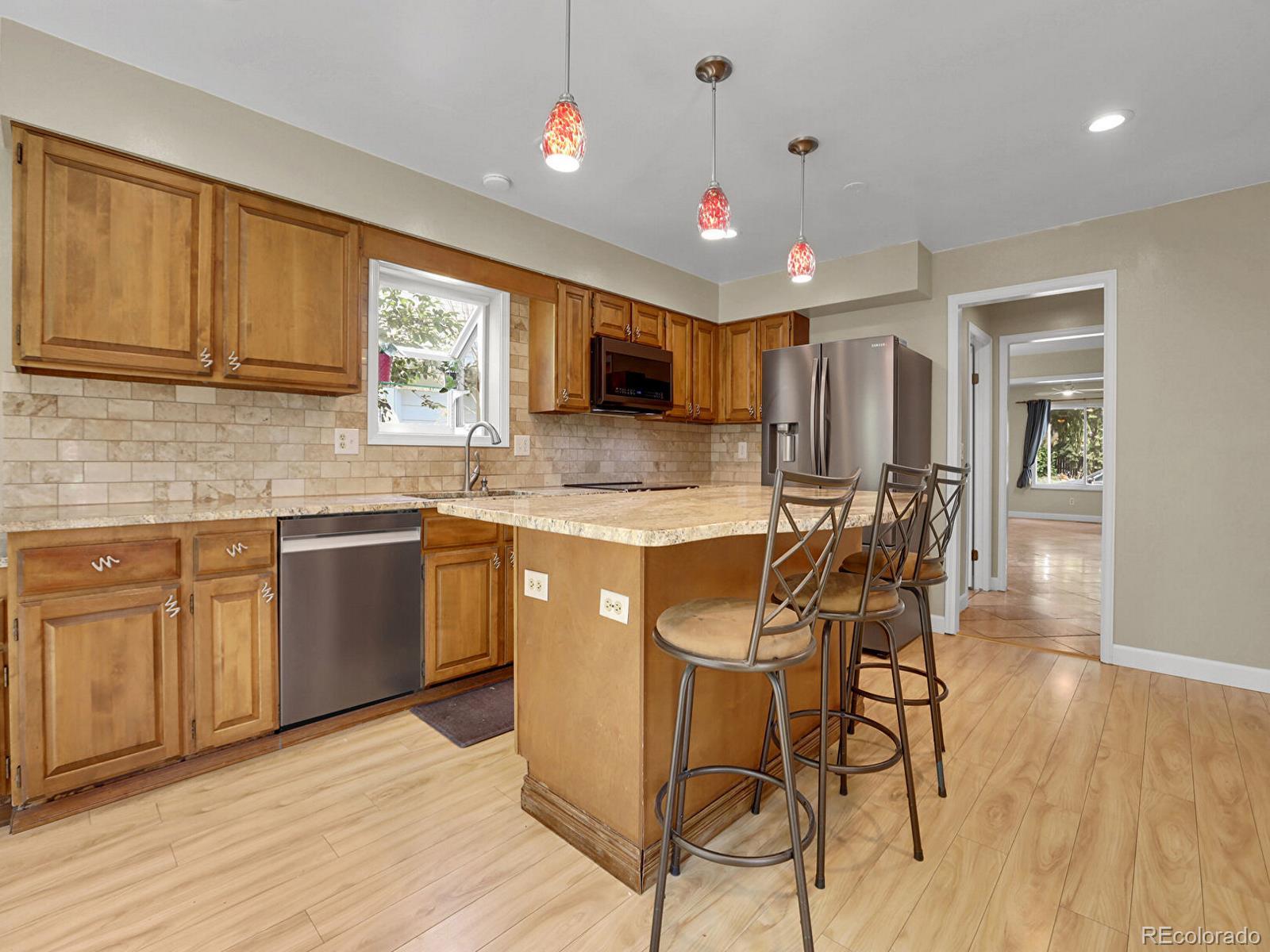 MLS Image #14 for 12362 e vassar drive,aurora, Colorado