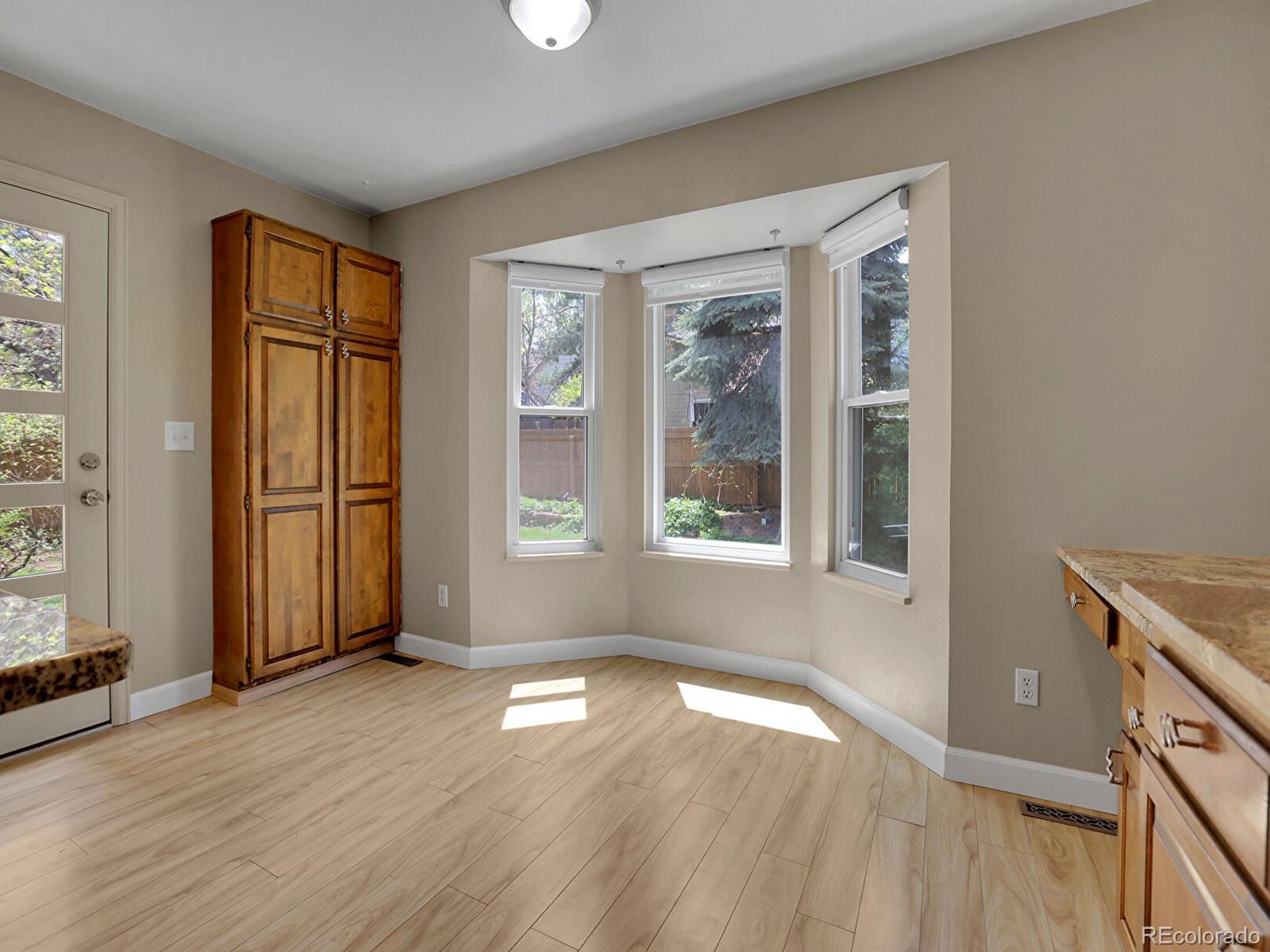 MLS Image #15 for 12362 e vassar drive,aurora, Colorado