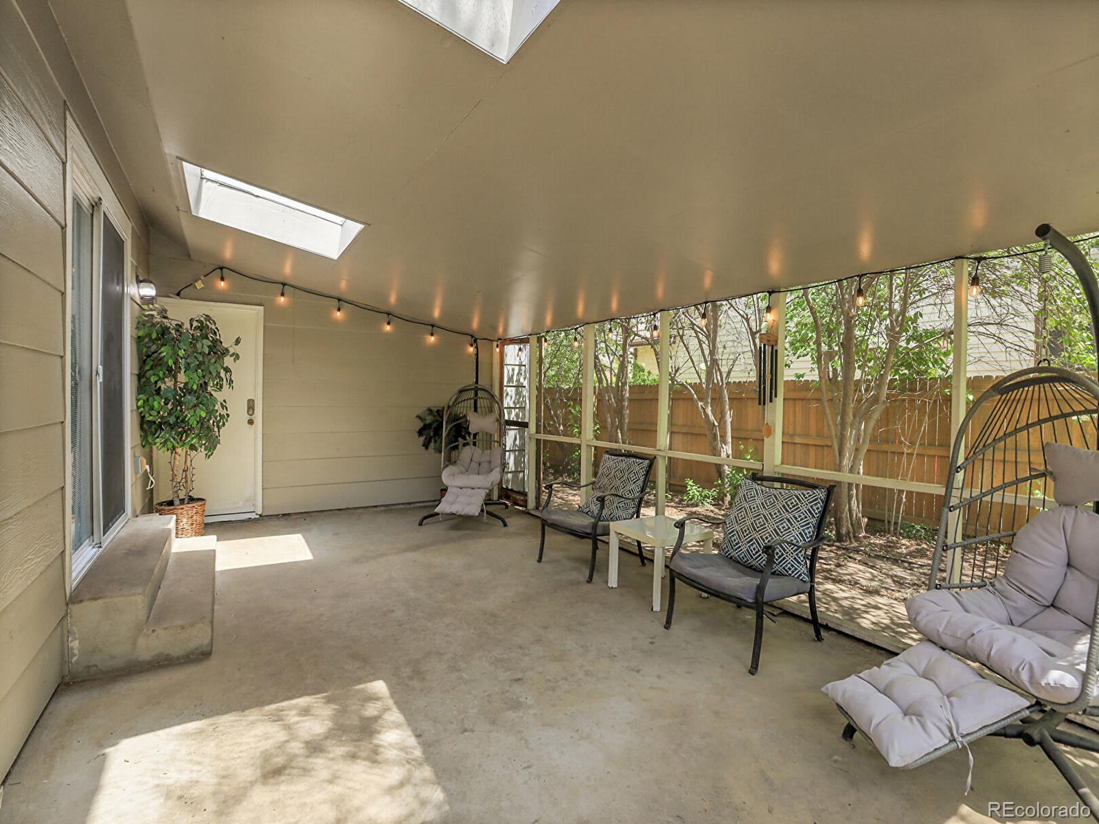MLS Image #17 for 12362 e vassar drive,aurora, Colorado