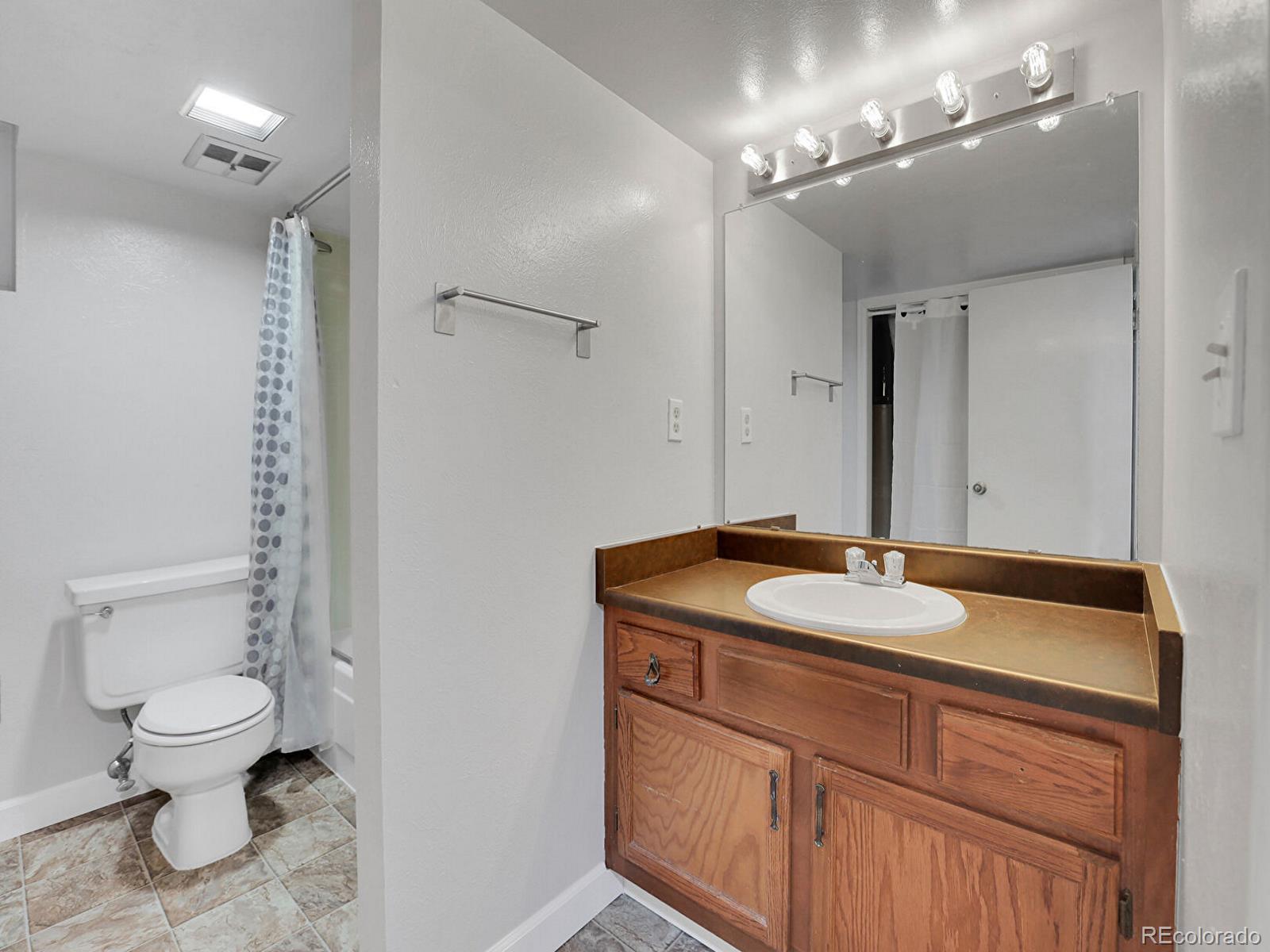 MLS Image #35 for 12362 e vassar drive,aurora, Colorado