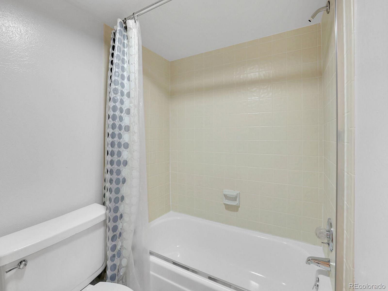 MLS Image #36 for 12362 e vassar drive,aurora, Colorado