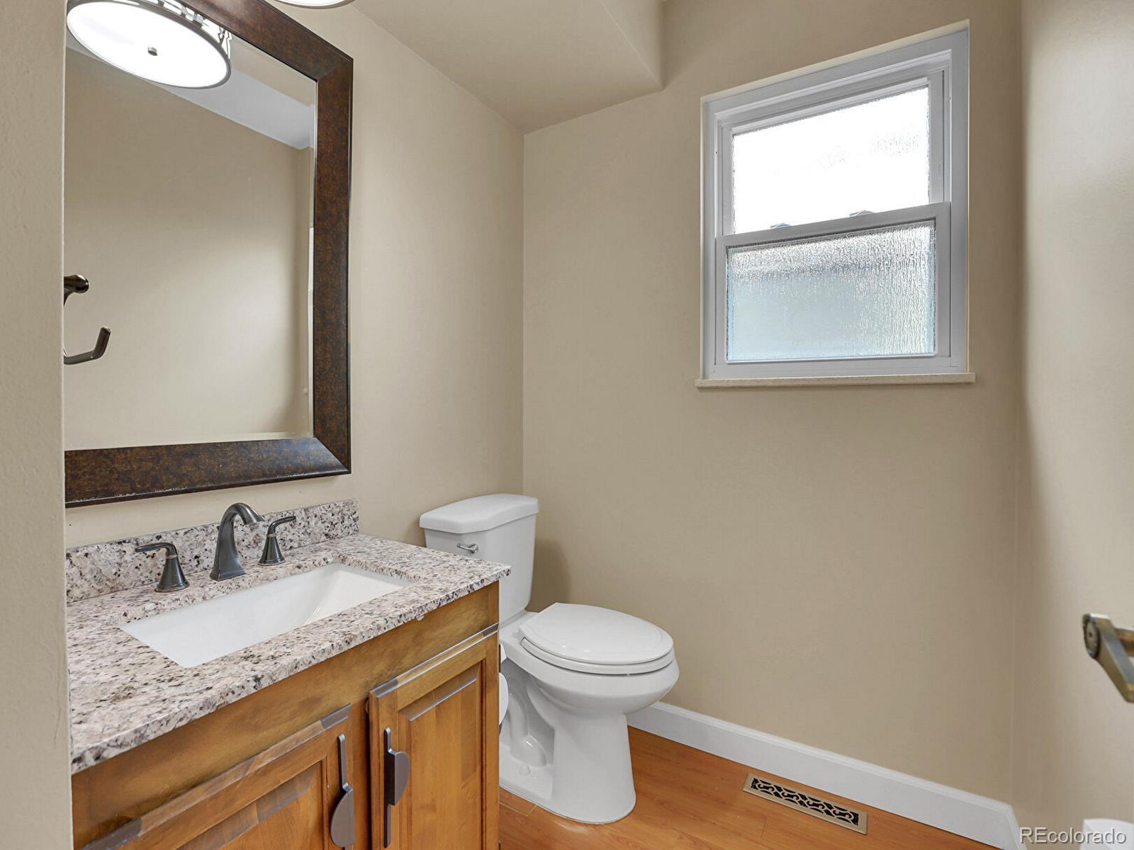 MLS Image #7 for 12362 e vassar drive,aurora, Colorado