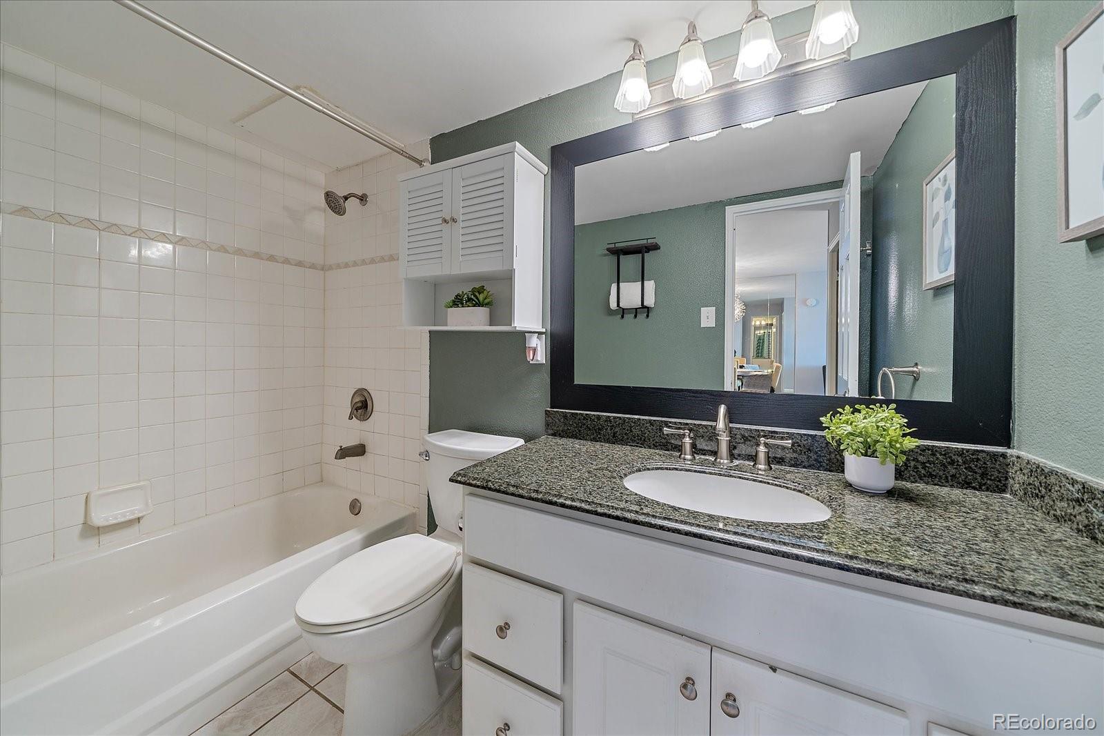 MLS Image #14 for 800 n washington street,denver, Colorado