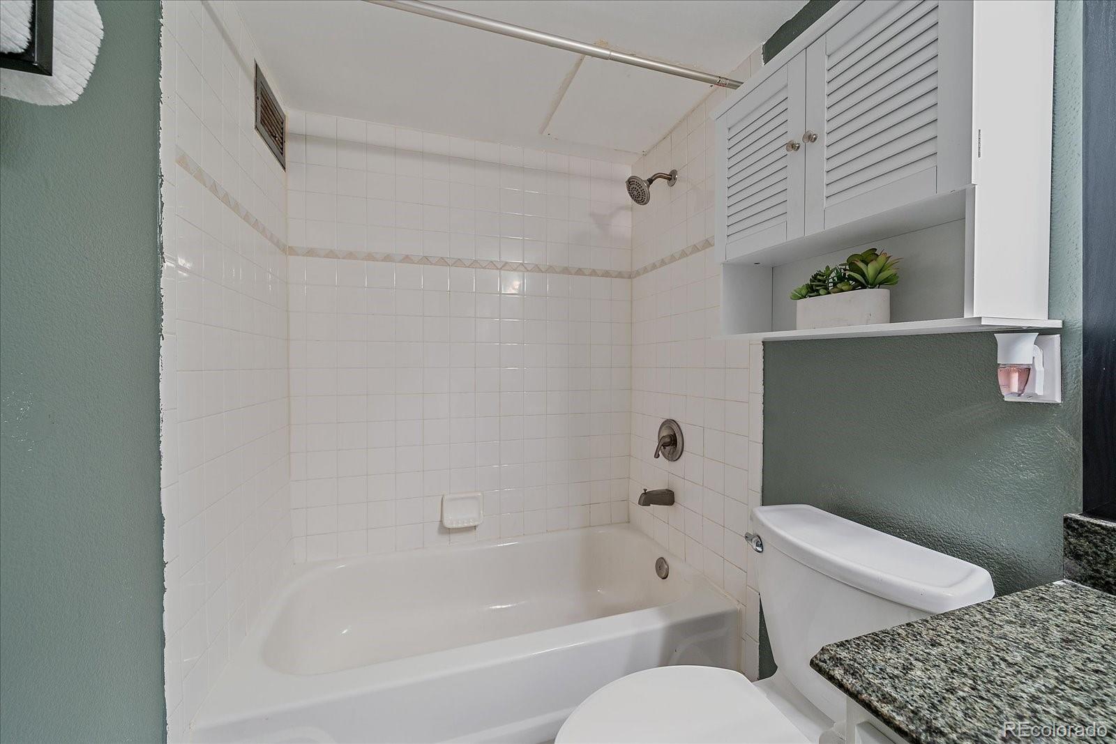 MLS Image #15 for 800 n washington street,denver, Colorado