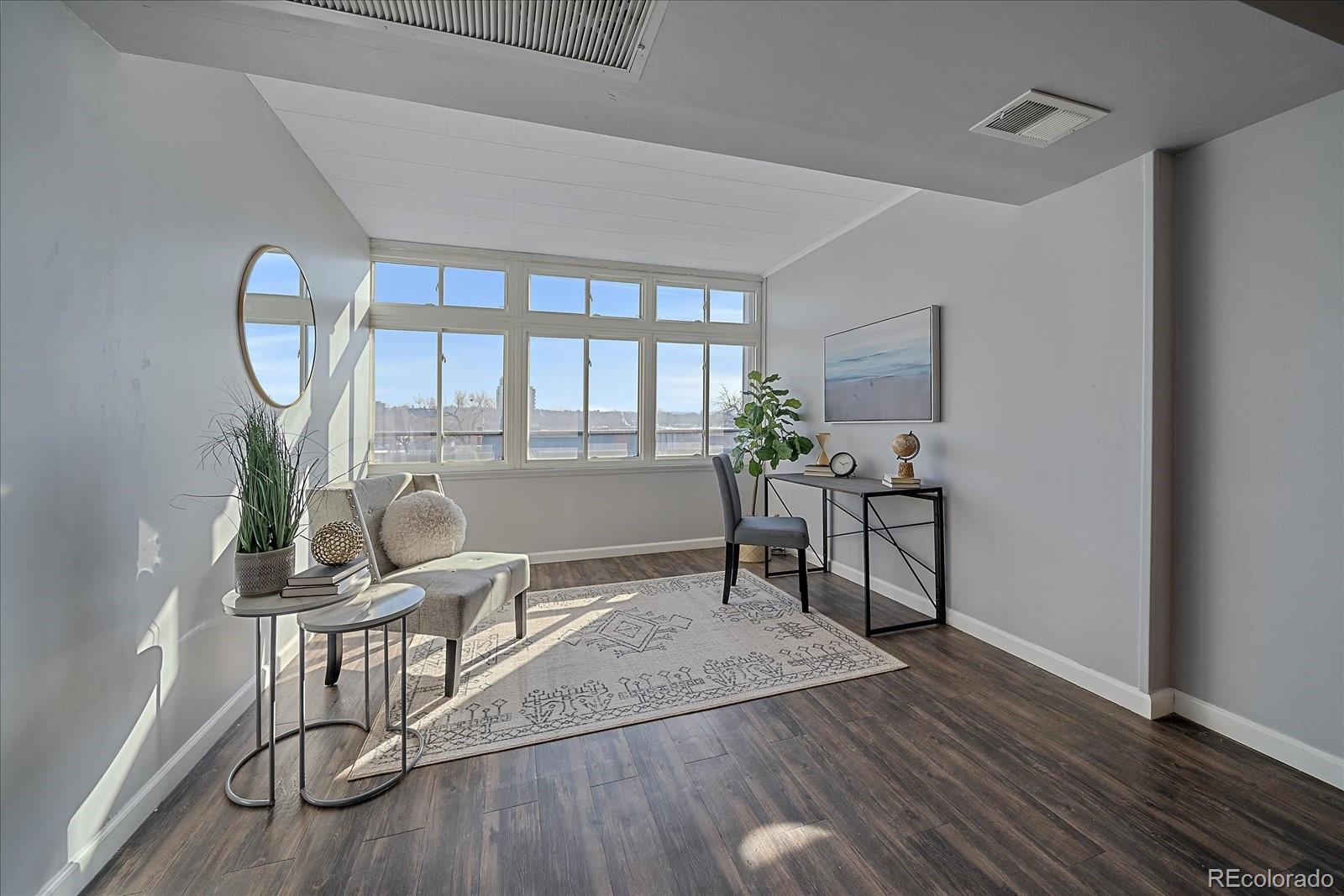 MLS Image #3 for 800 n washington street,denver, Colorado