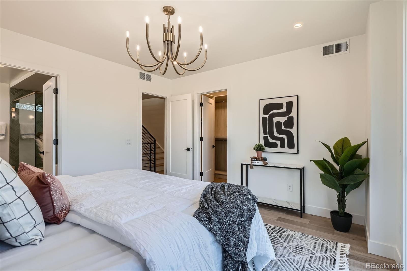 MLS Image #11 for 372 s humboldt street,denver, Colorado