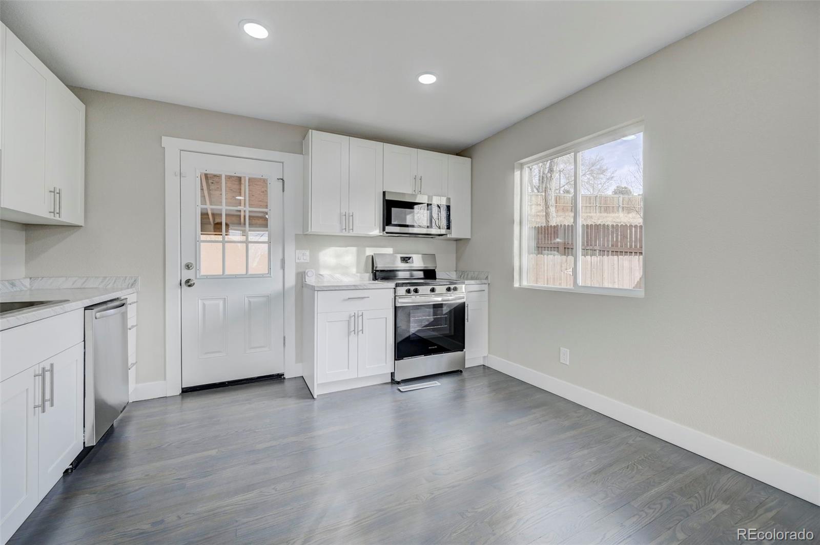 MLS Image #13 for 1426  baylor drive,colorado springs, Colorado