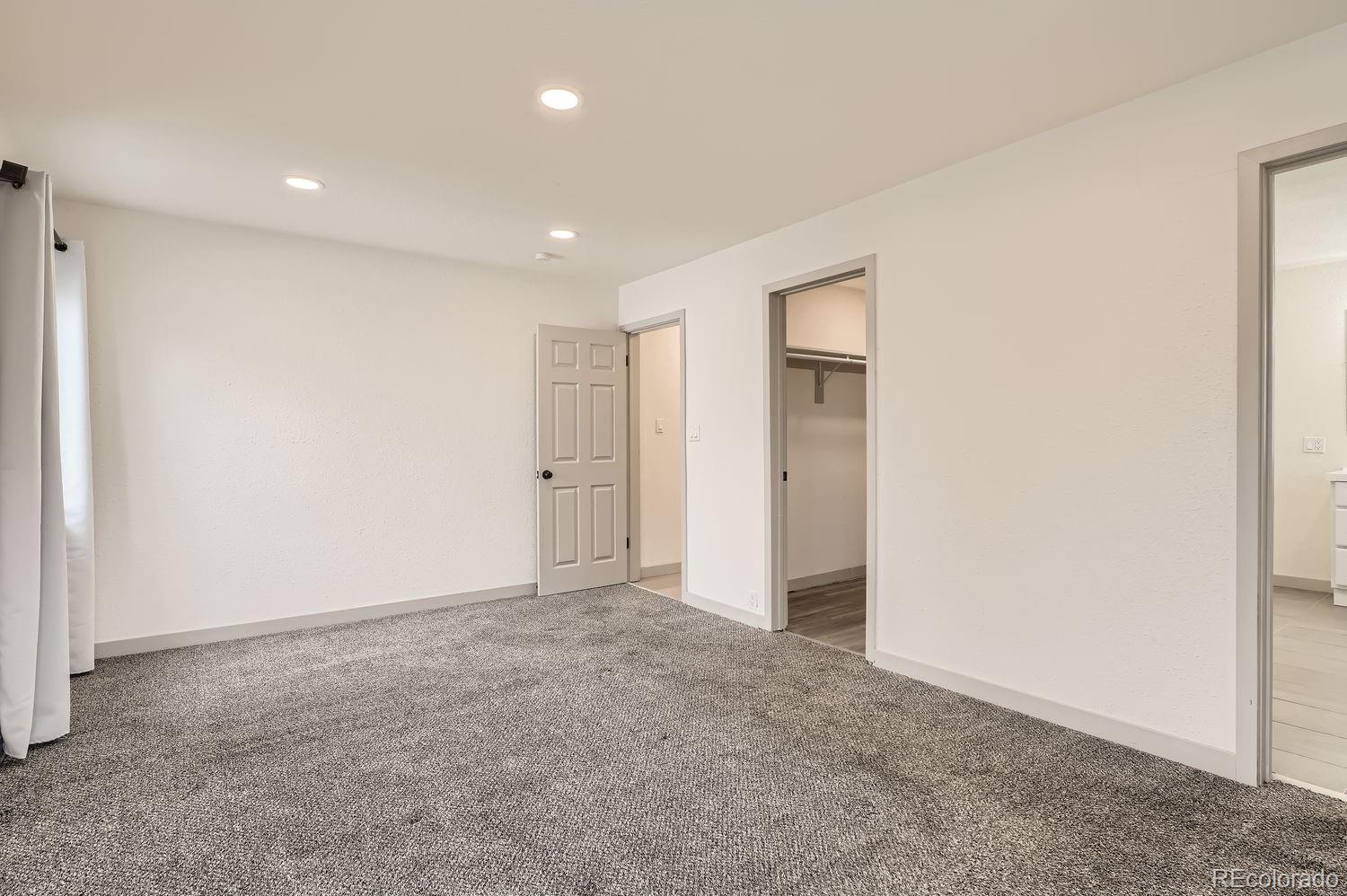 MLS Image #16 for 3361 s dahlia street,denver, Colorado