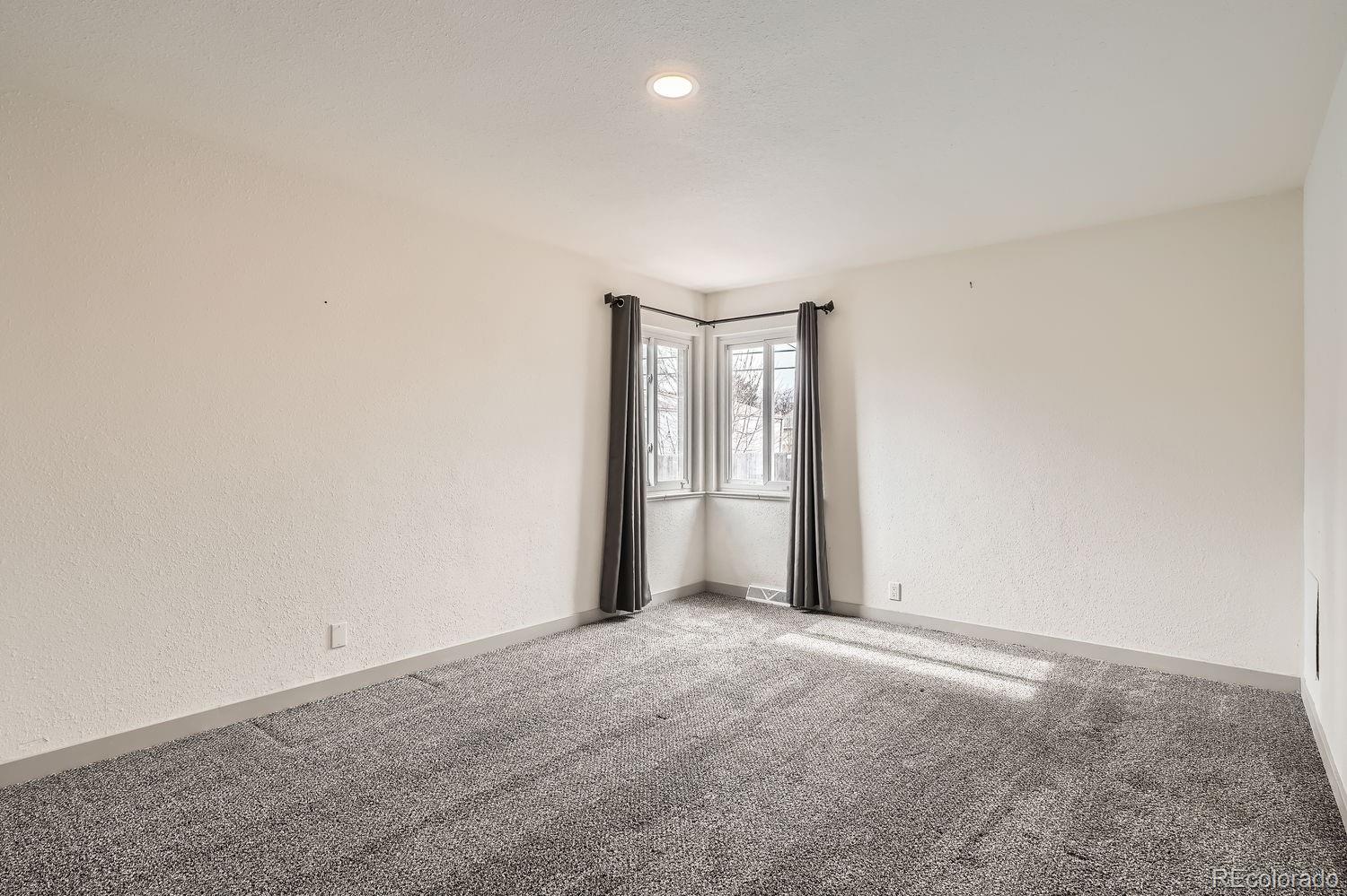MLS Image #21 for 3361 s dahlia street,denver, Colorado