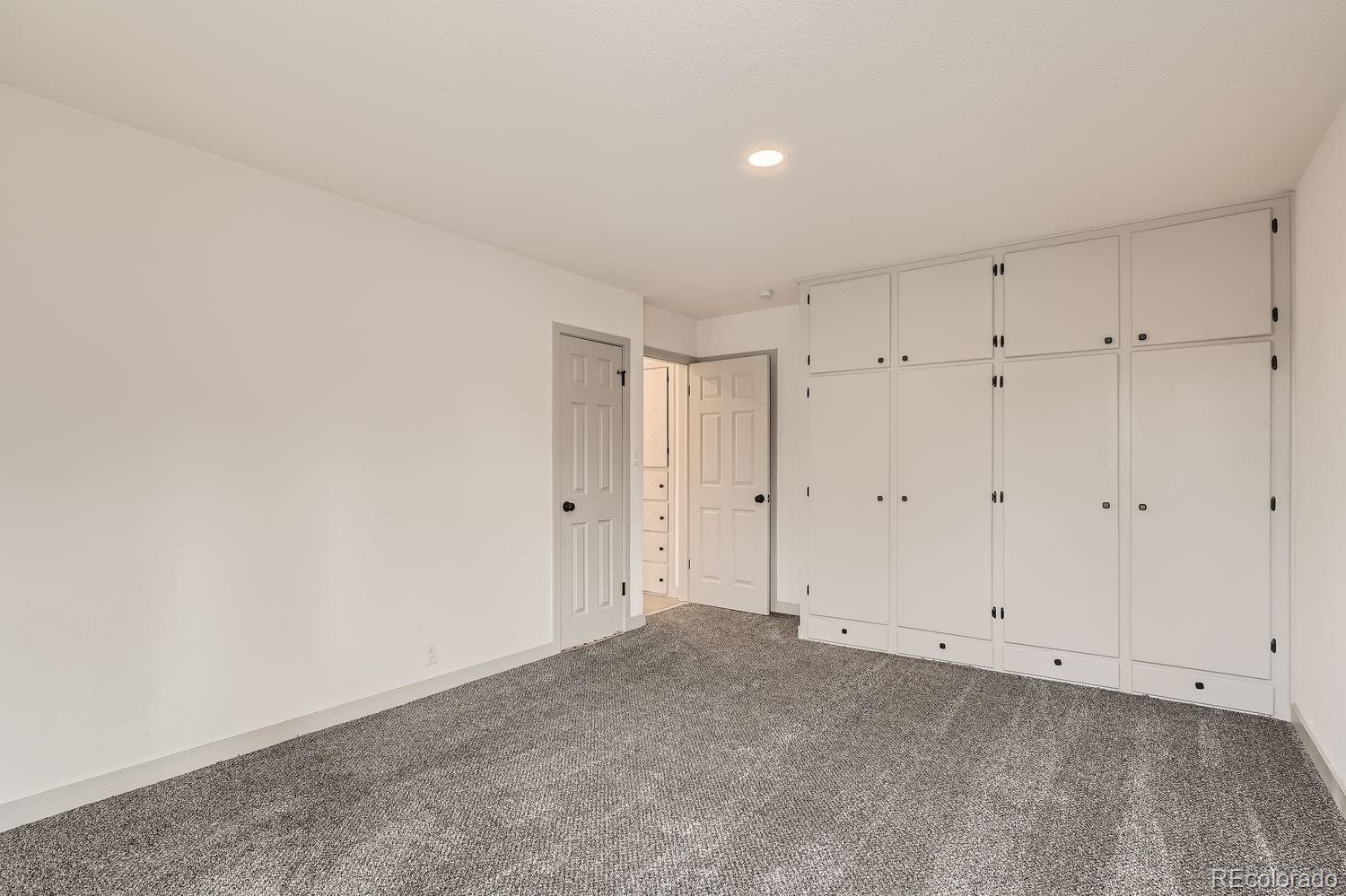 MLS Image #23 for 3361 s dahlia street,denver, Colorado