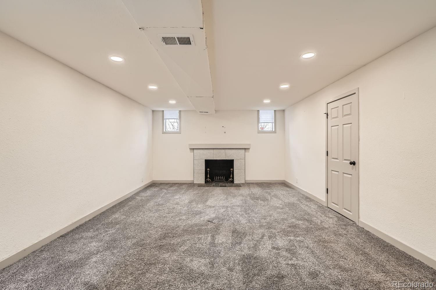 MLS Image #27 for 3361 s dahlia street,denver, Colorado
