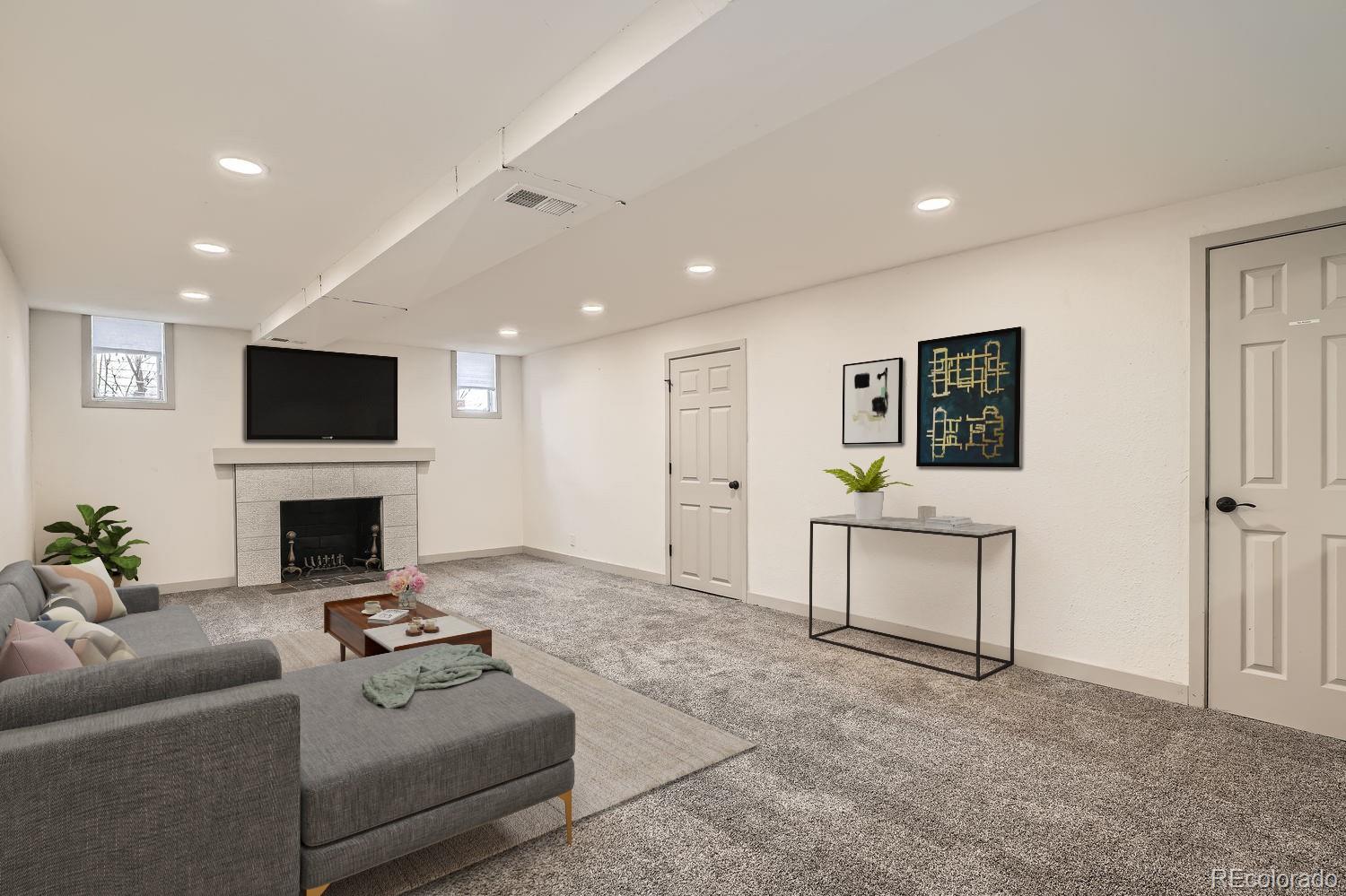 MLS Image #28 for 3361 s dahlia street,denver, Colorado