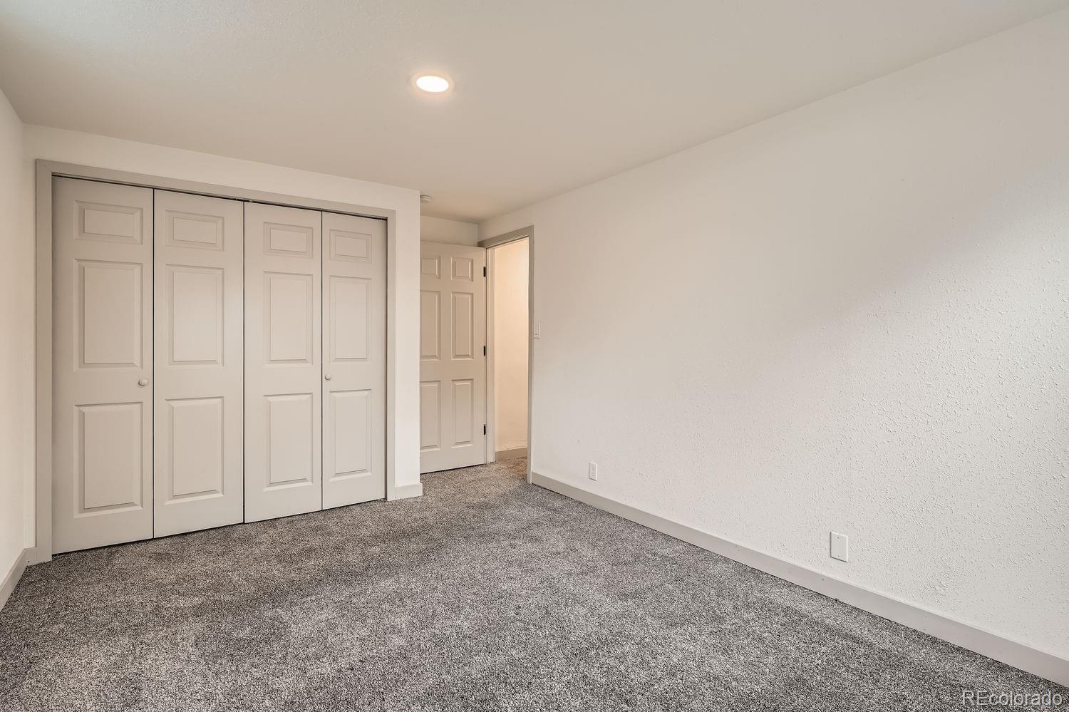 MLS Image #31 for 3361 s dahlia street,denver, Colorado