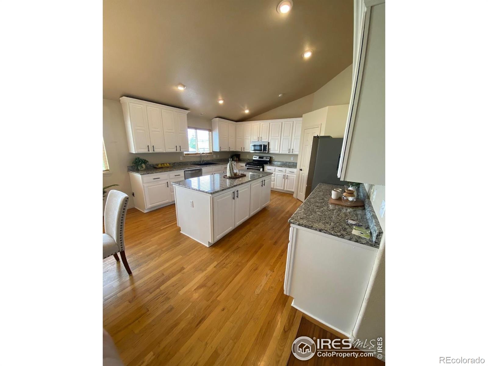 MLS Image #9 for 721  stonington lane,fort collins, Colorado