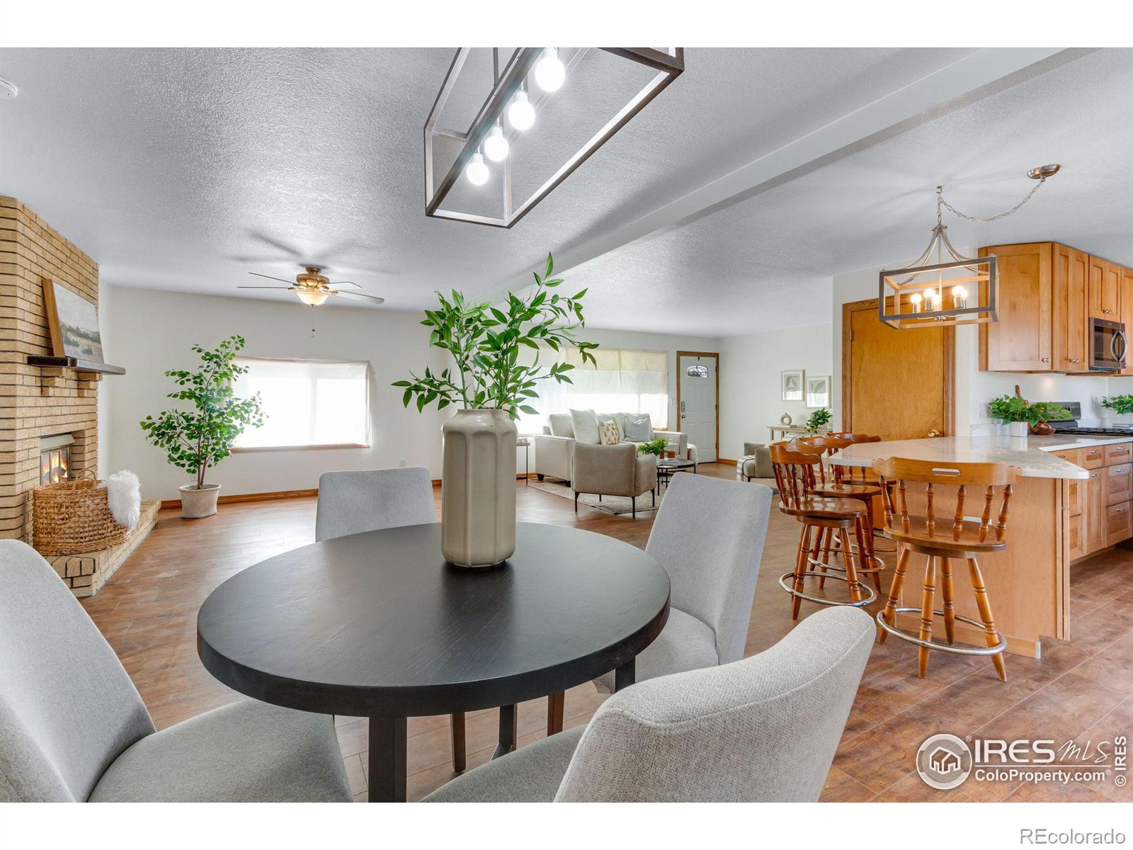 MLS Image #9 for 1630  pinyon court,loveland, Colorado