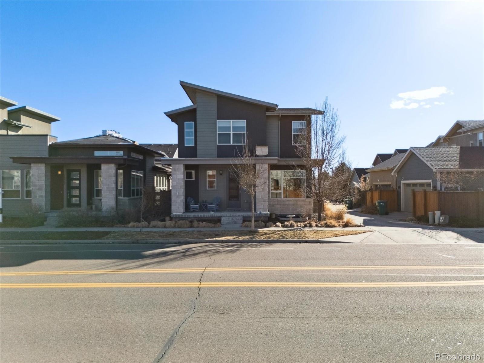 CMA Image for 10610 e 26th avenue,Aurora, Colorado