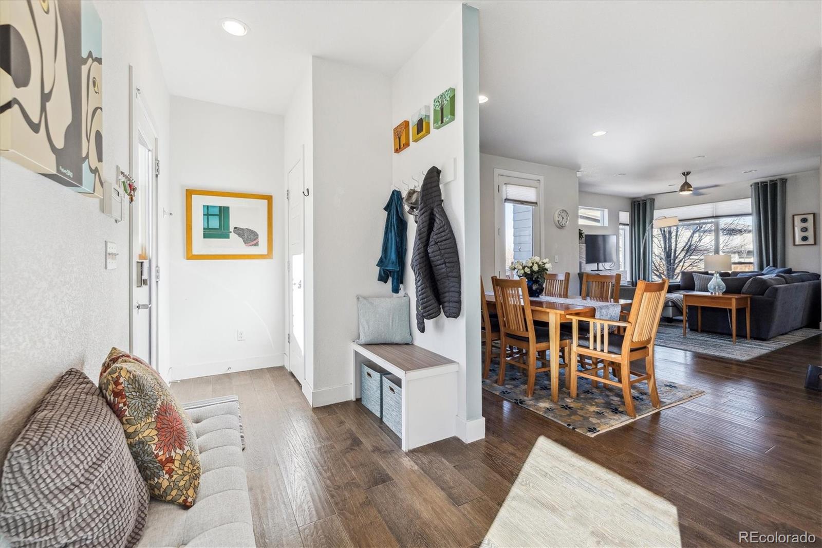 MLS Image #11 for 10610 e 26th avenue,aurora, Colorado