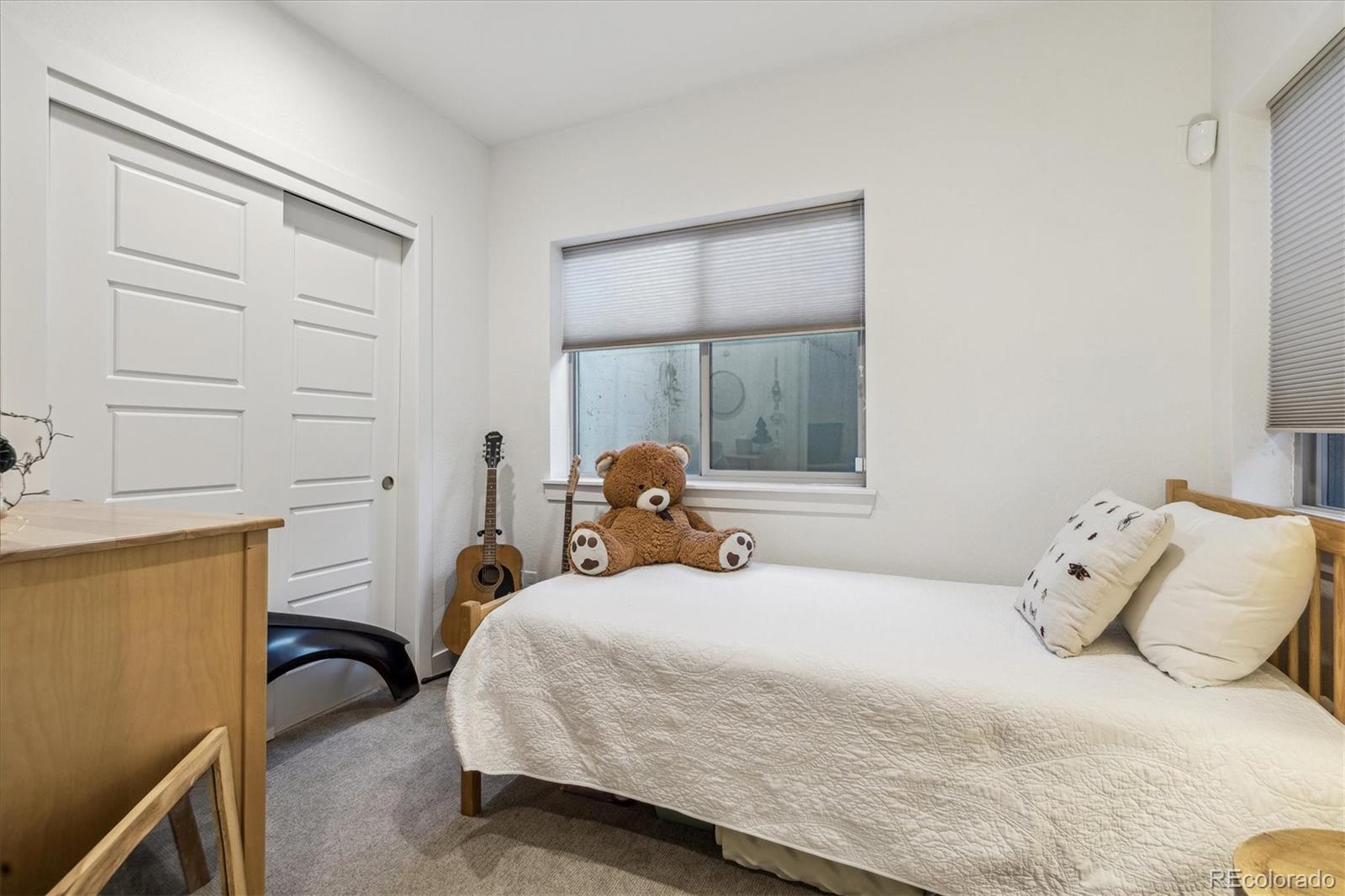 MLS Image #20 for 10610 e 26th avenue,aurora, Colorado