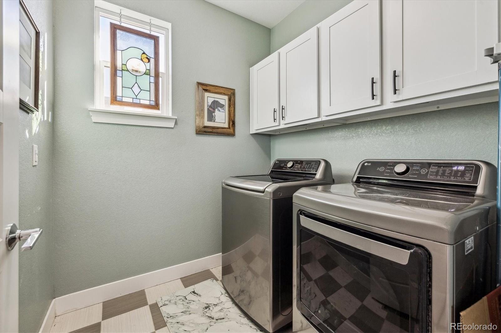 MLS Image #32 for 10610 e 26th avenue,aurora, Colorado