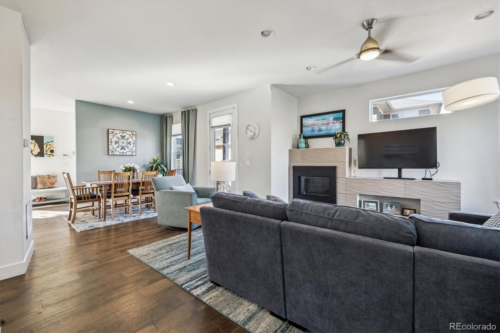 MLS Image #4 for 10610 e 26th avenue,aurora, Colorado