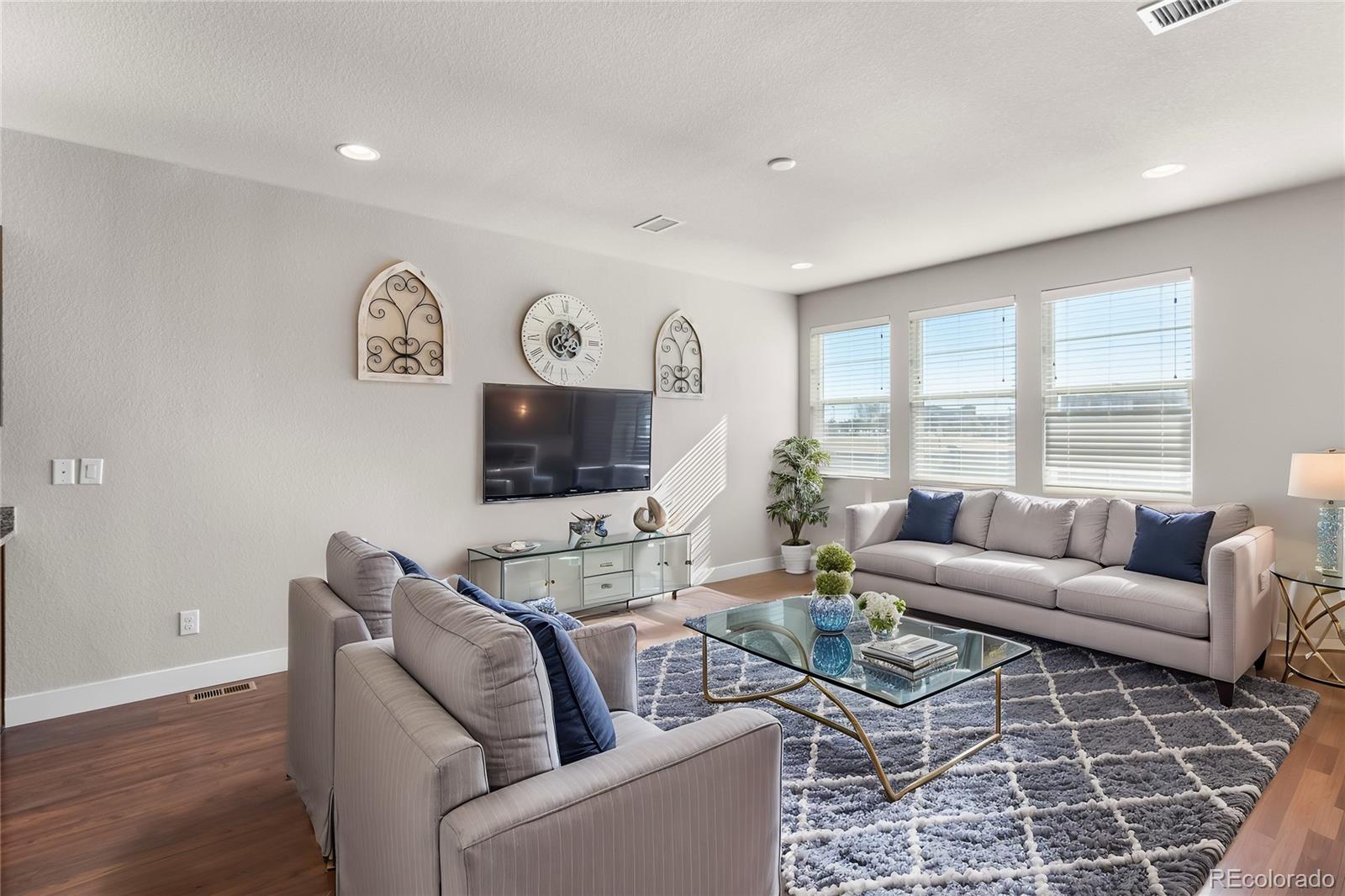MLS Image #4 for 16261  bolling drive,denver, Colorado