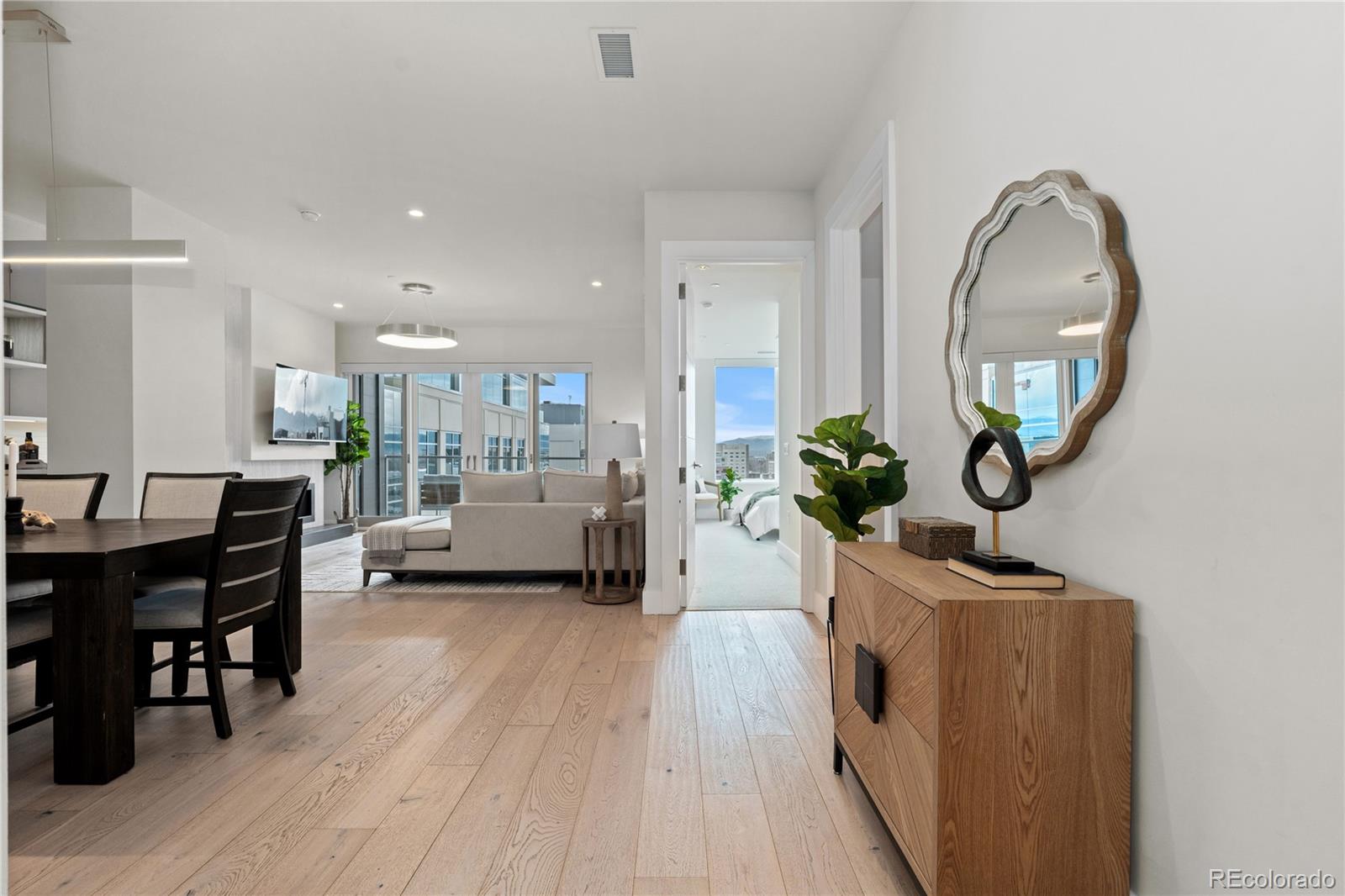 MLS Image #1 for 155  steele street 917,denver, Colorado