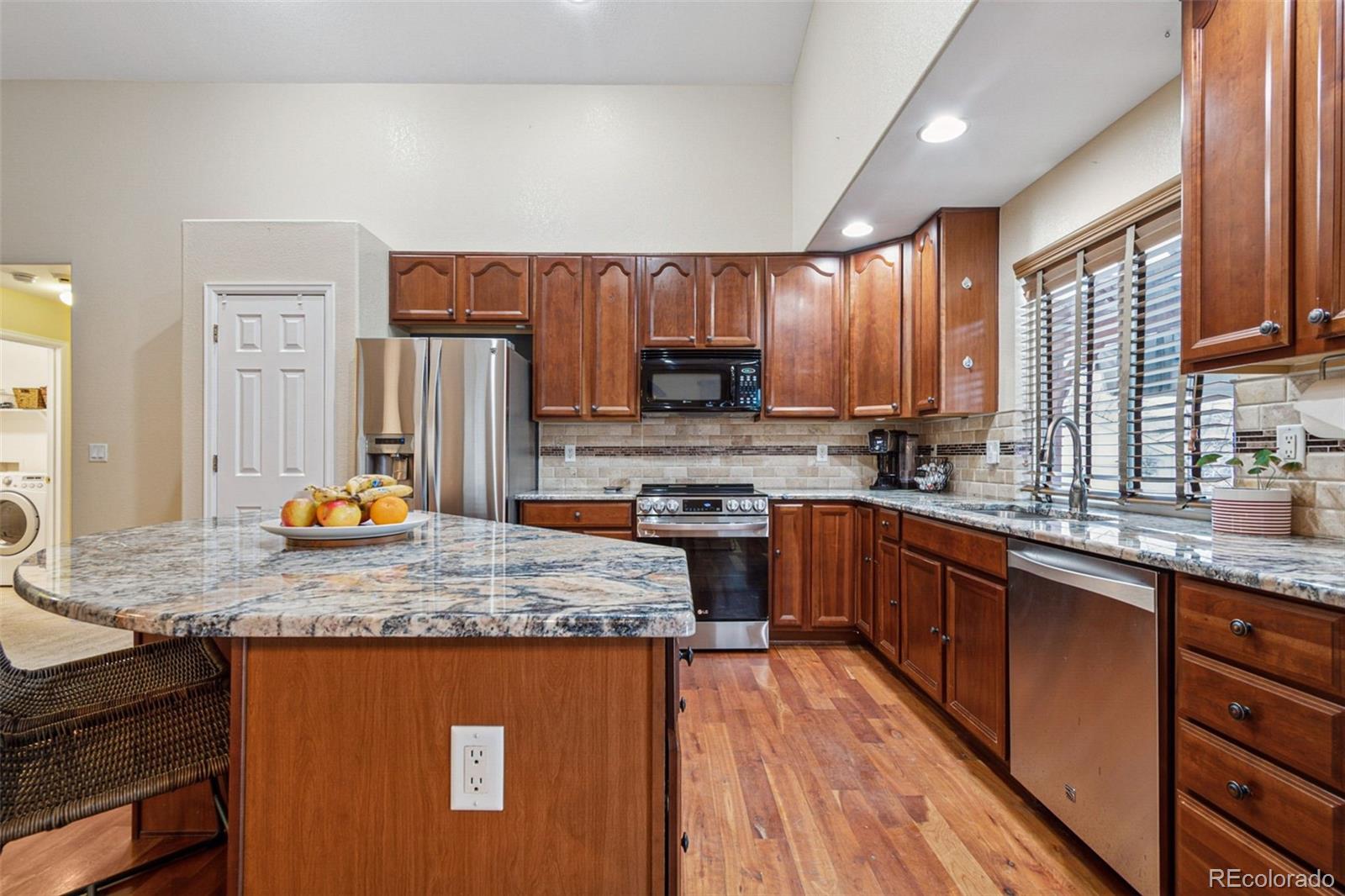 MLS Image #11 for 16278 e 105th way,commerce city, Colorado