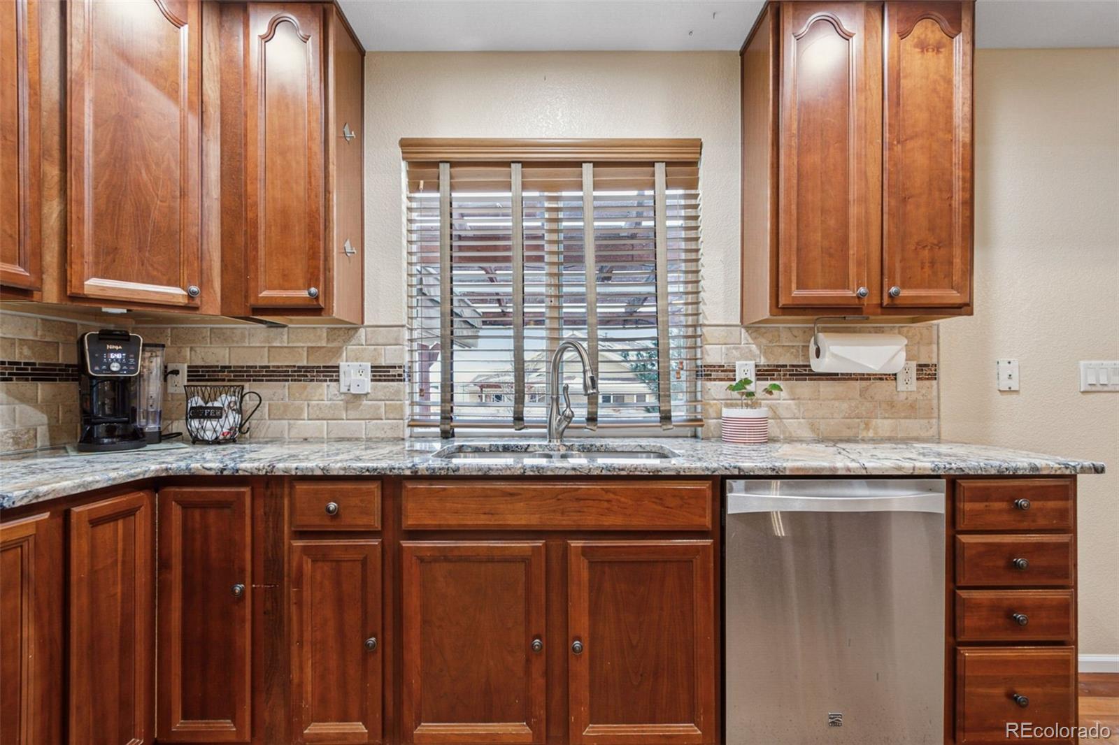 MLS Image #13 for 16278 e 105th way,commerce city, Colorado