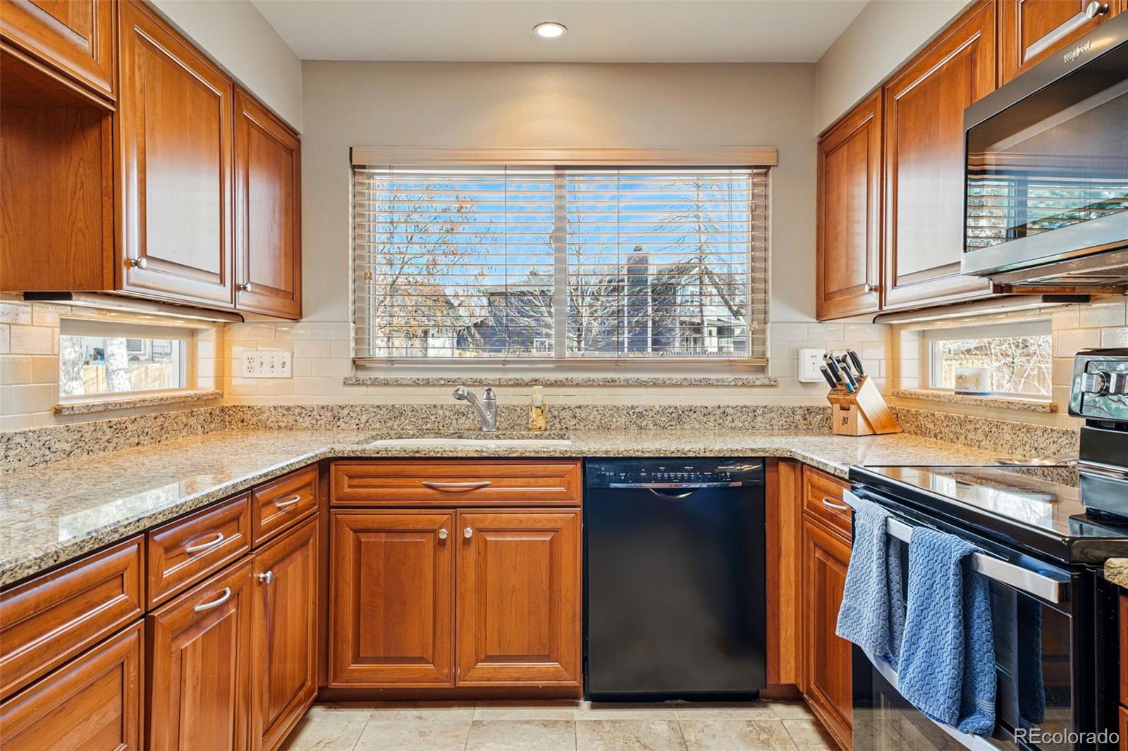 MLS Image #10 for 15974 e loyola drive,aurora, Colorado
