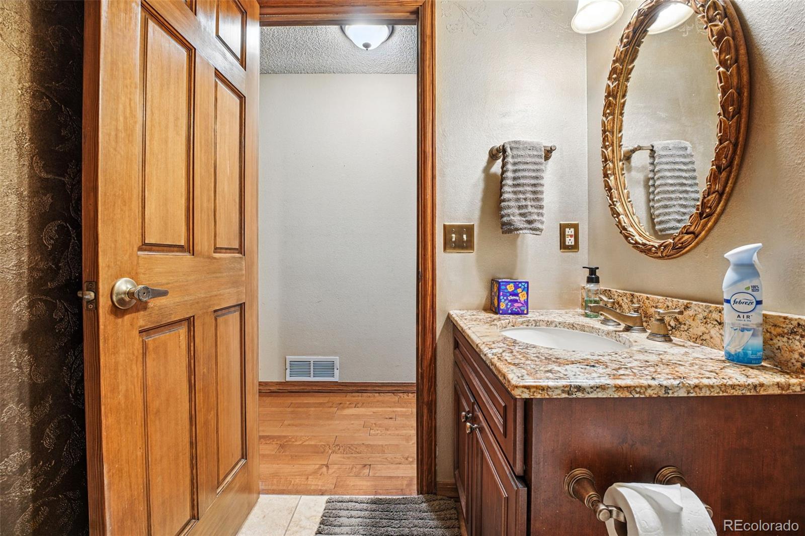 MLS Image #22 for 15974 e loyola drive,aurora, Colorado