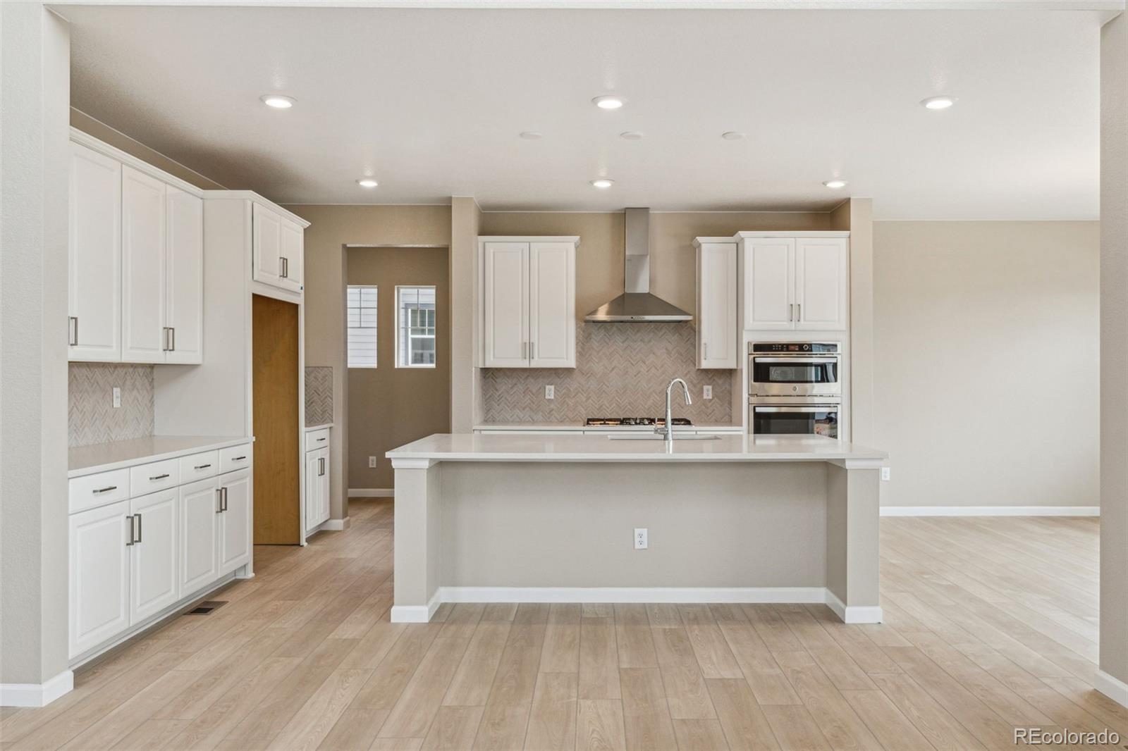 MLS Image #6 for 39751  congress lane,elizabeth, Colorado