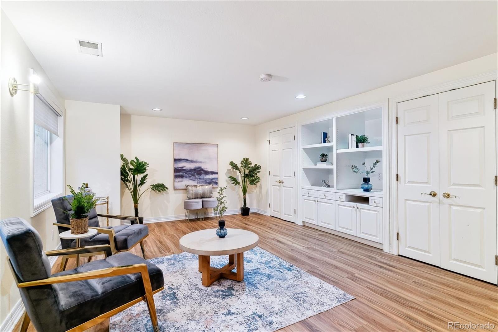 MLS Image #34 for 215  locust lane,denver, Colorado