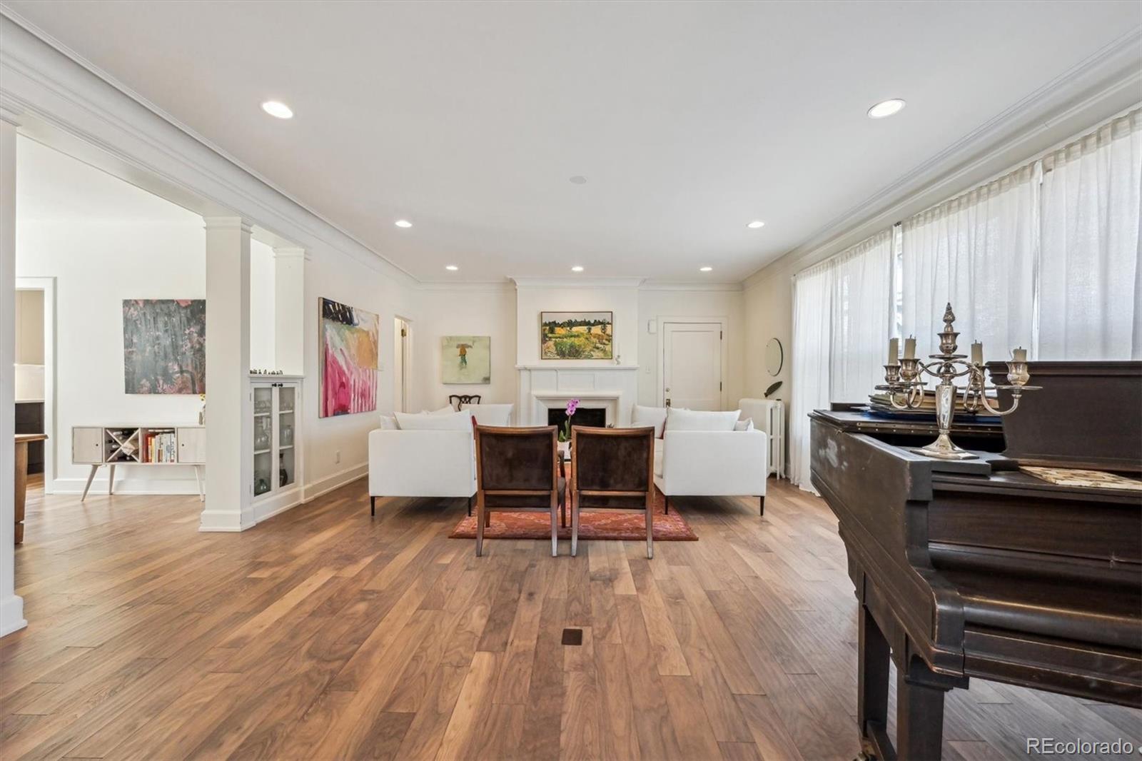 MLS Image #4 for 2034  dahlia street 1,denver, Colorado
