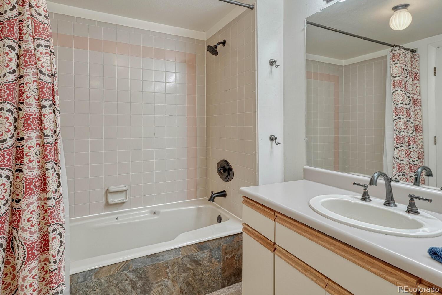 MLS Image #23 for 590  observatory drive,colorado springs, Colorado