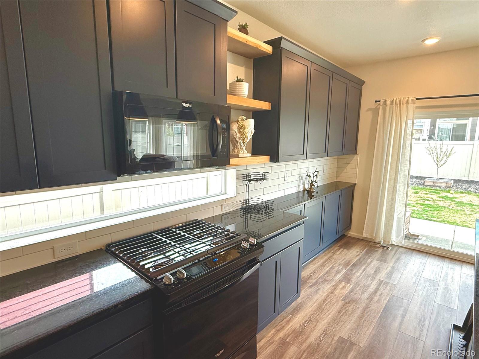 MLS Image #12 for 1048  larkspur drive,erie, Colorado