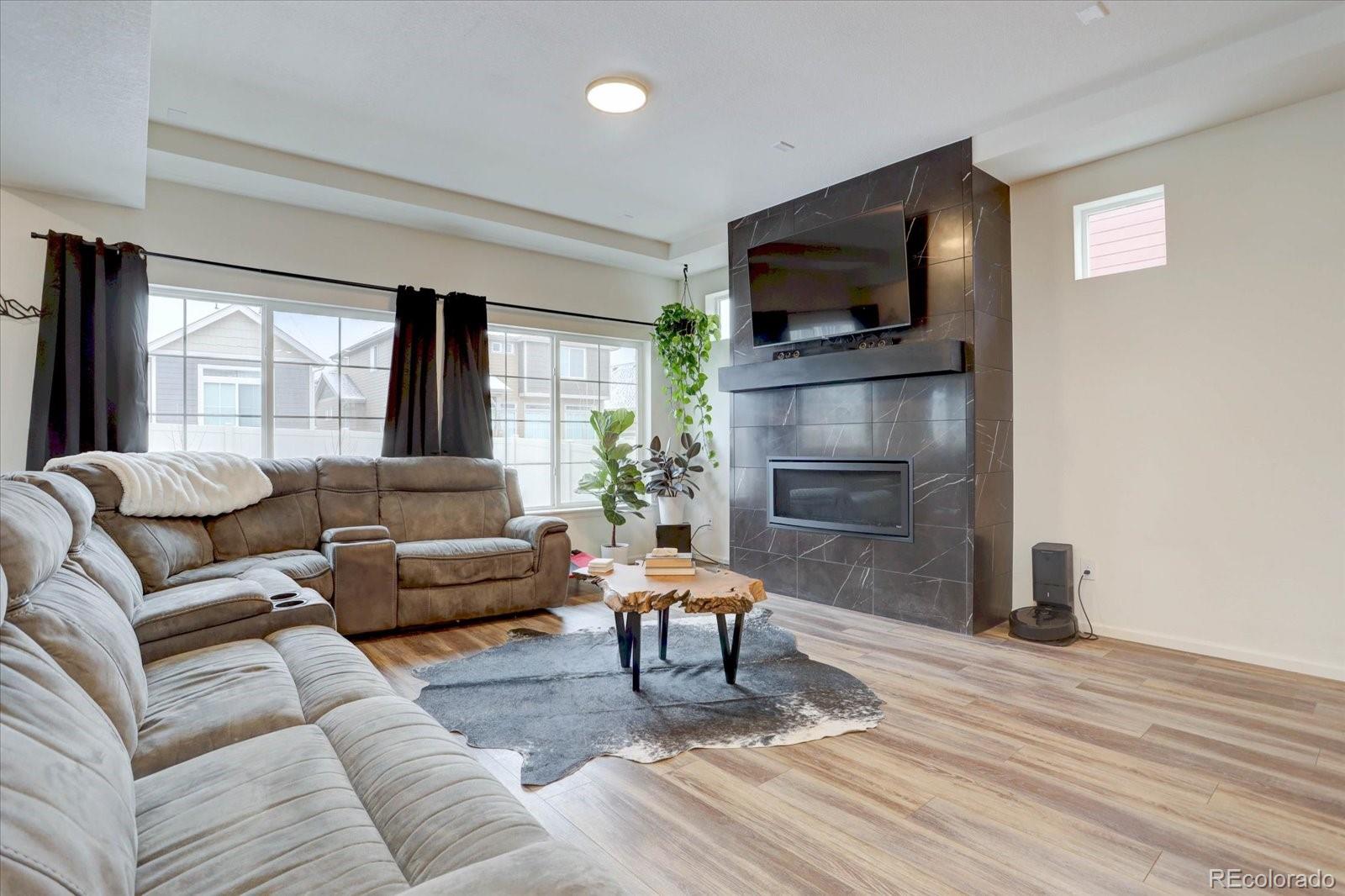 MLS Image #5 for 1048  larkspur drive,erie, Colorado