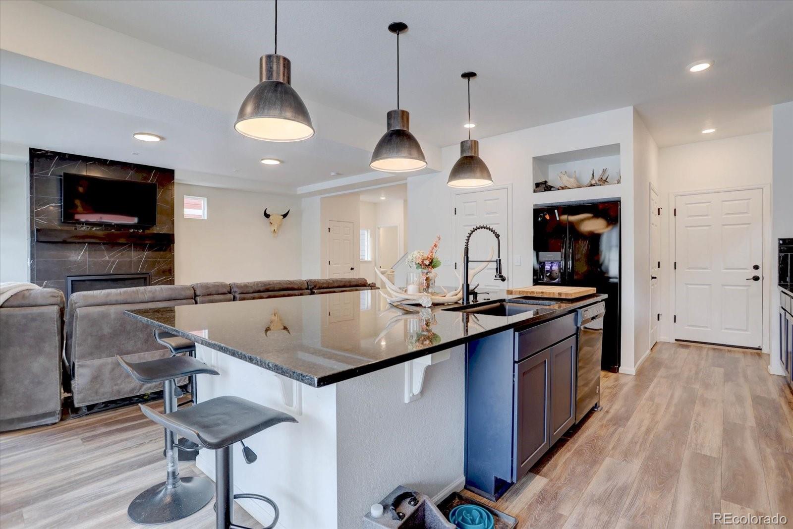 MLS Image #6 for 1048  larkspur drive,erie, Colorado