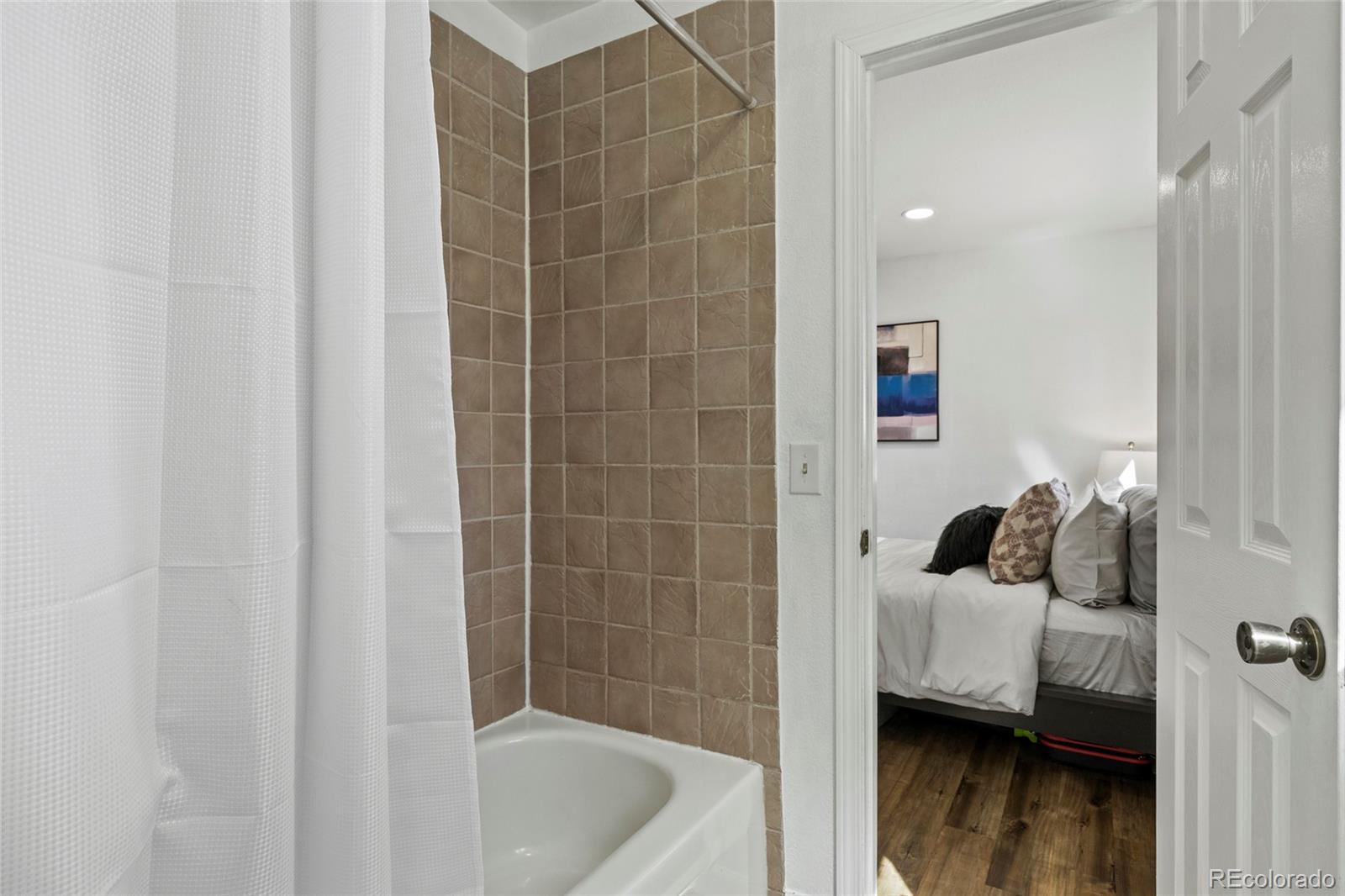 MLS Image #14 for 2638 s lewiston street,aurora, Colorado