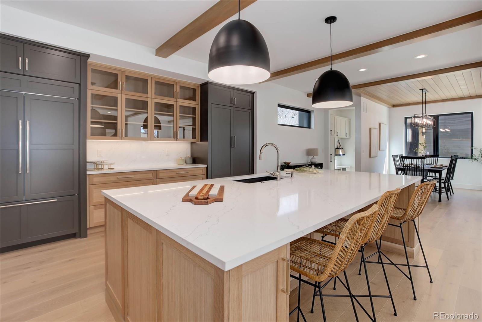 MLS Image #10 for 352 s high street,denver, Colorado