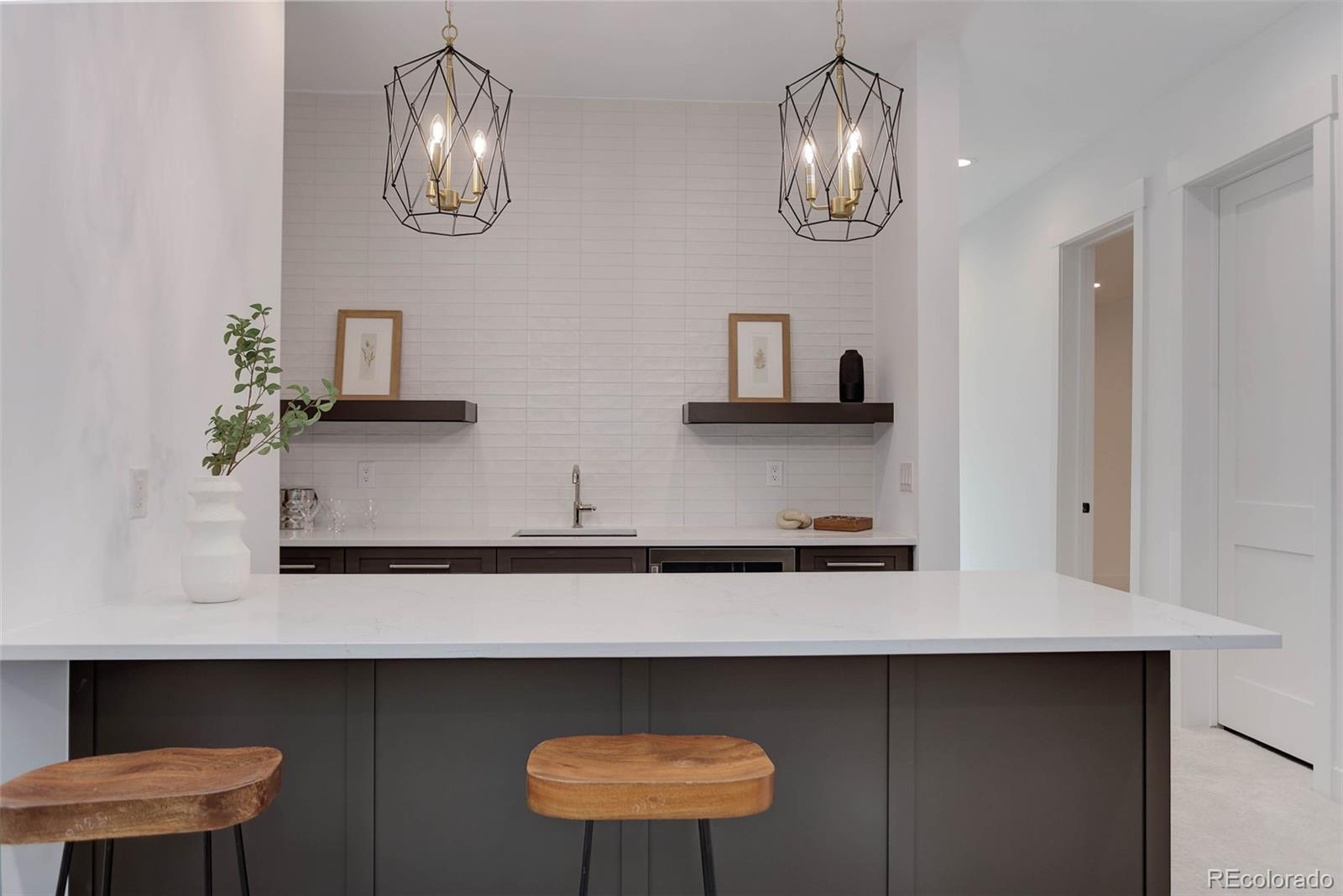 MLS Image #23 for 352 s high street,denver, Colorado