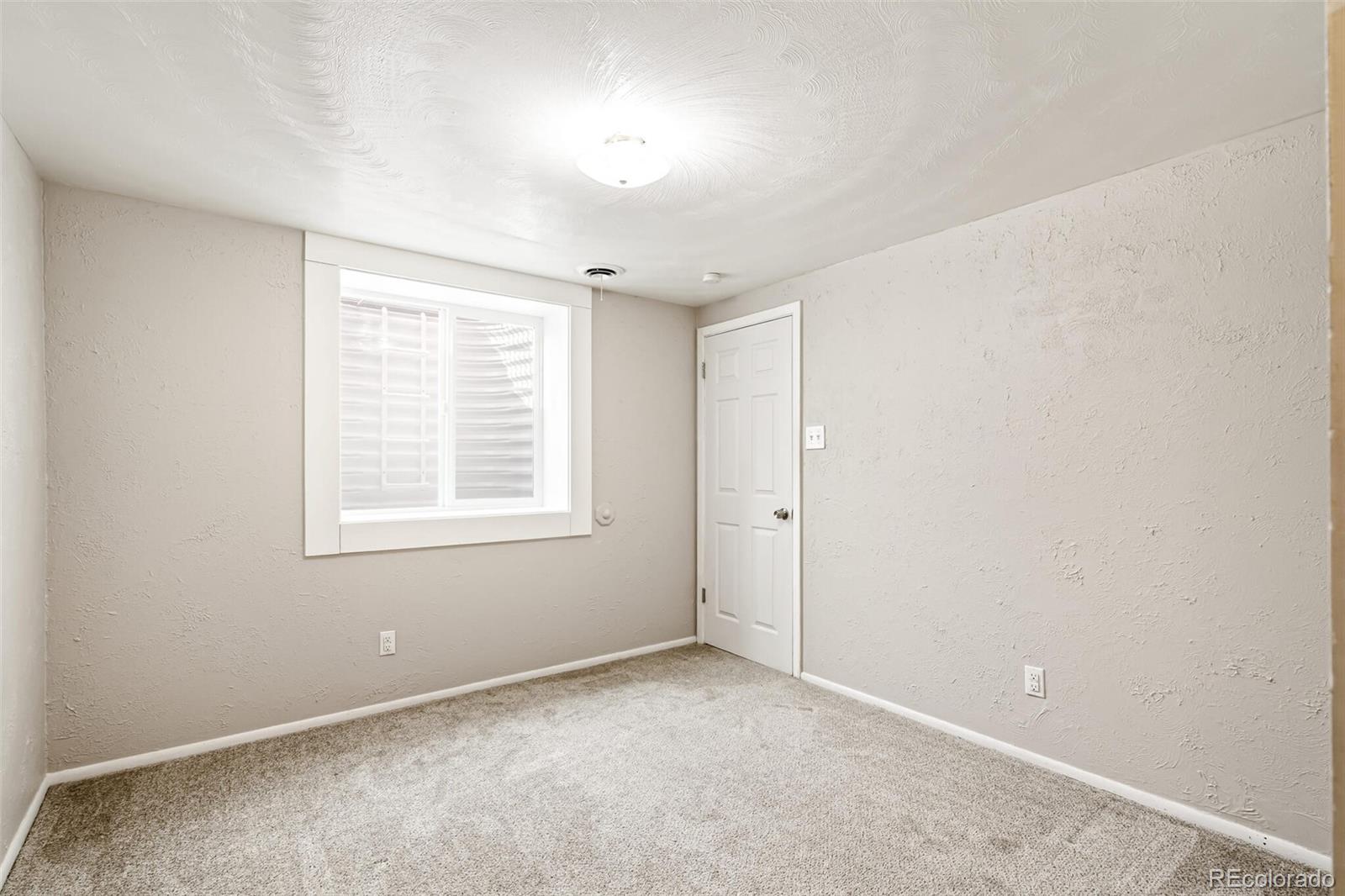 MLS Image #32 for 6371  iris court,arvada, Colorado