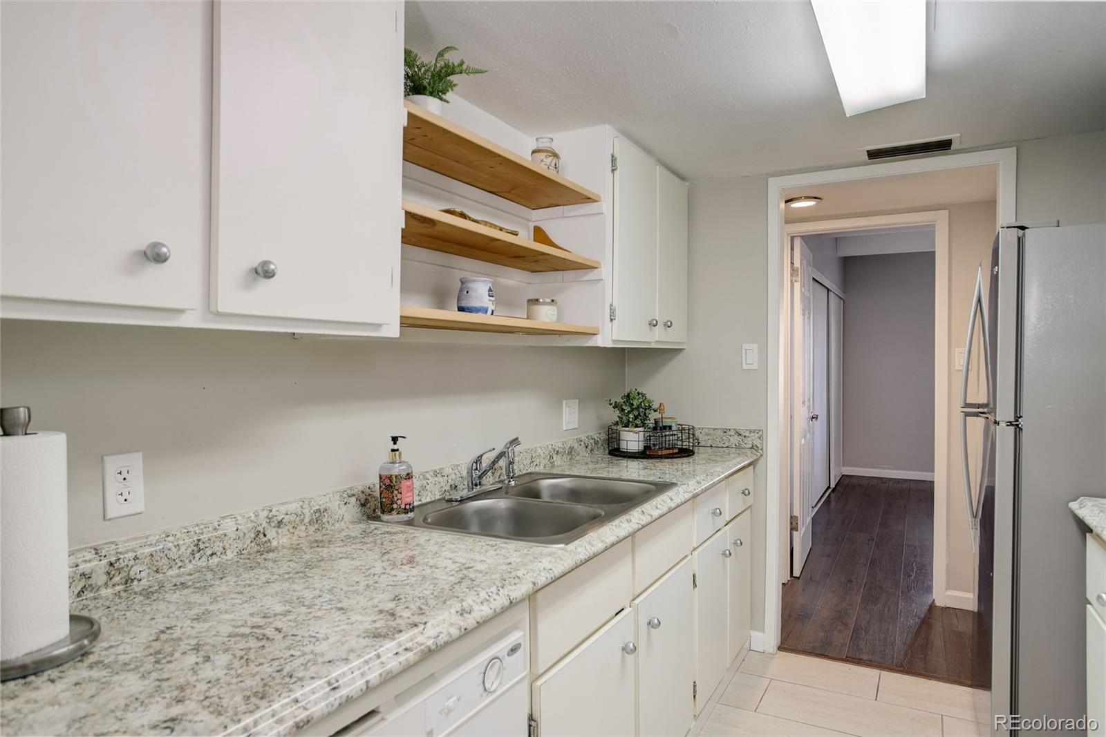 MLS Image #6 for 9995 e harvard avenue,denver, Colorado